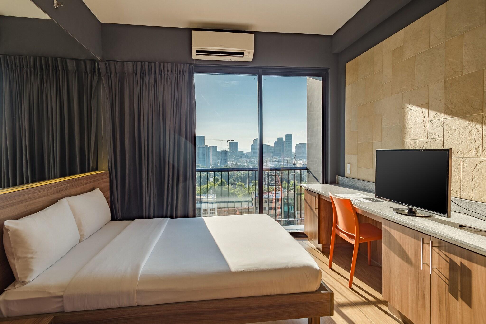 Double Queen Size Bed