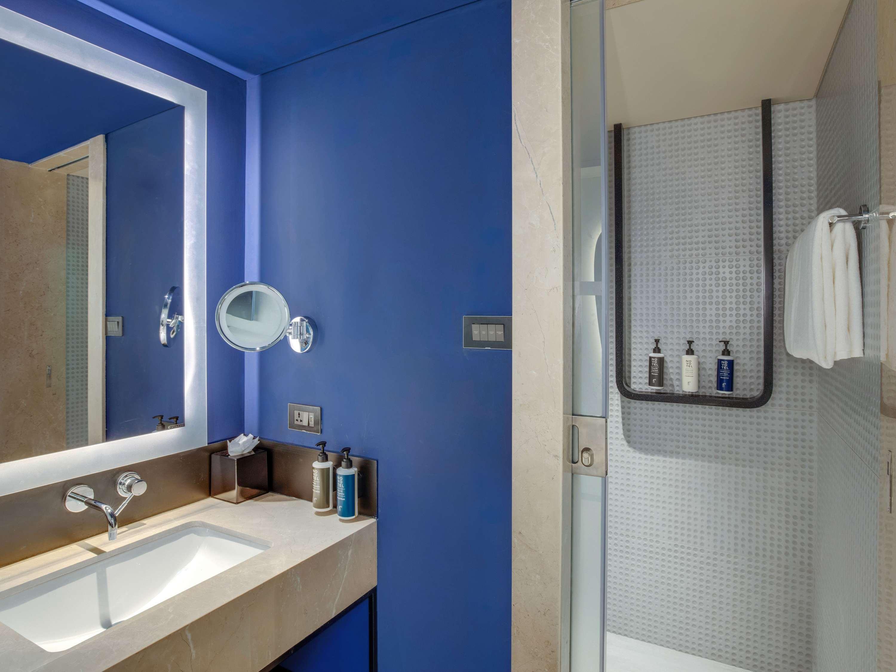 Double Premier King Bed