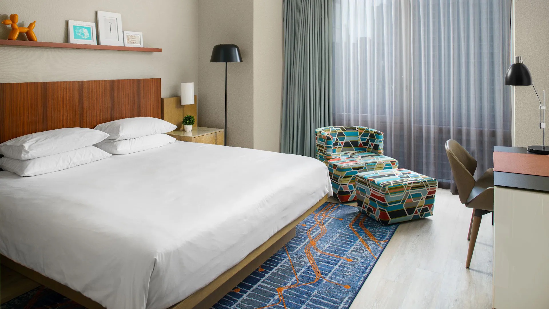 Double City View King Bed