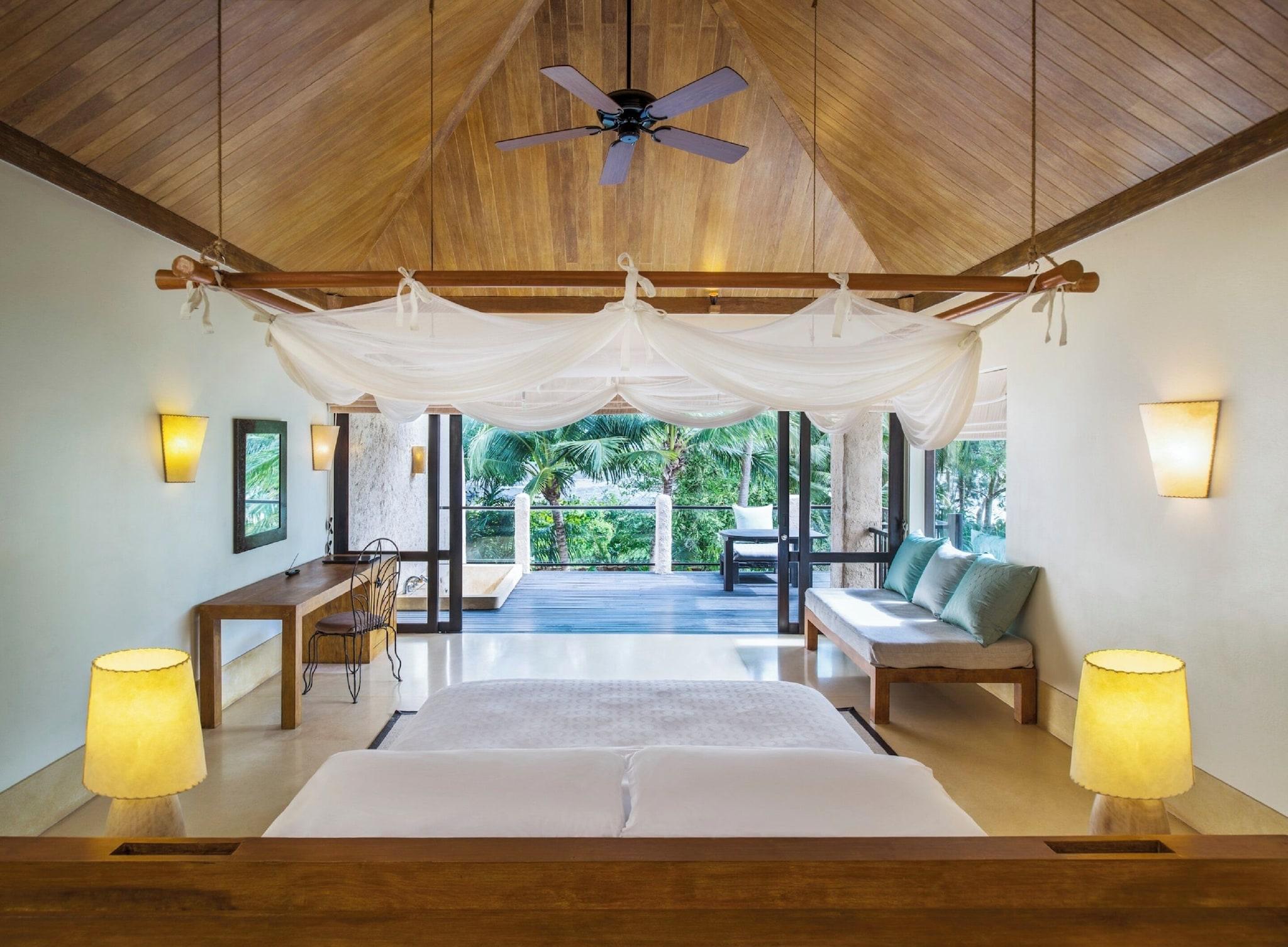 Double with Private Pool