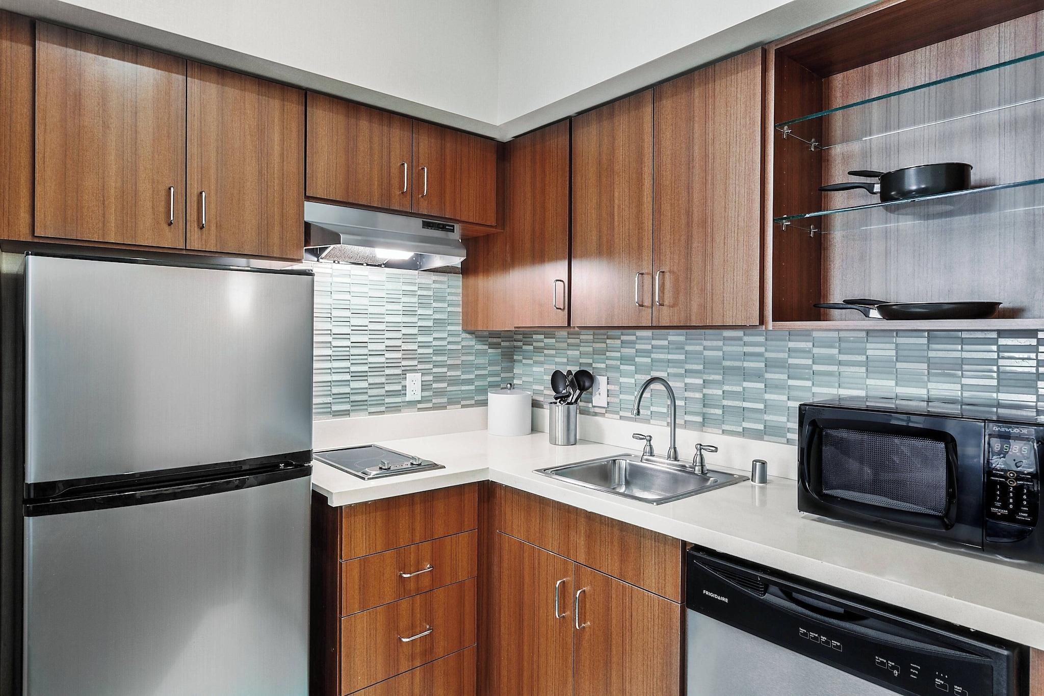 Suite Two Queen Beds Non Smoking