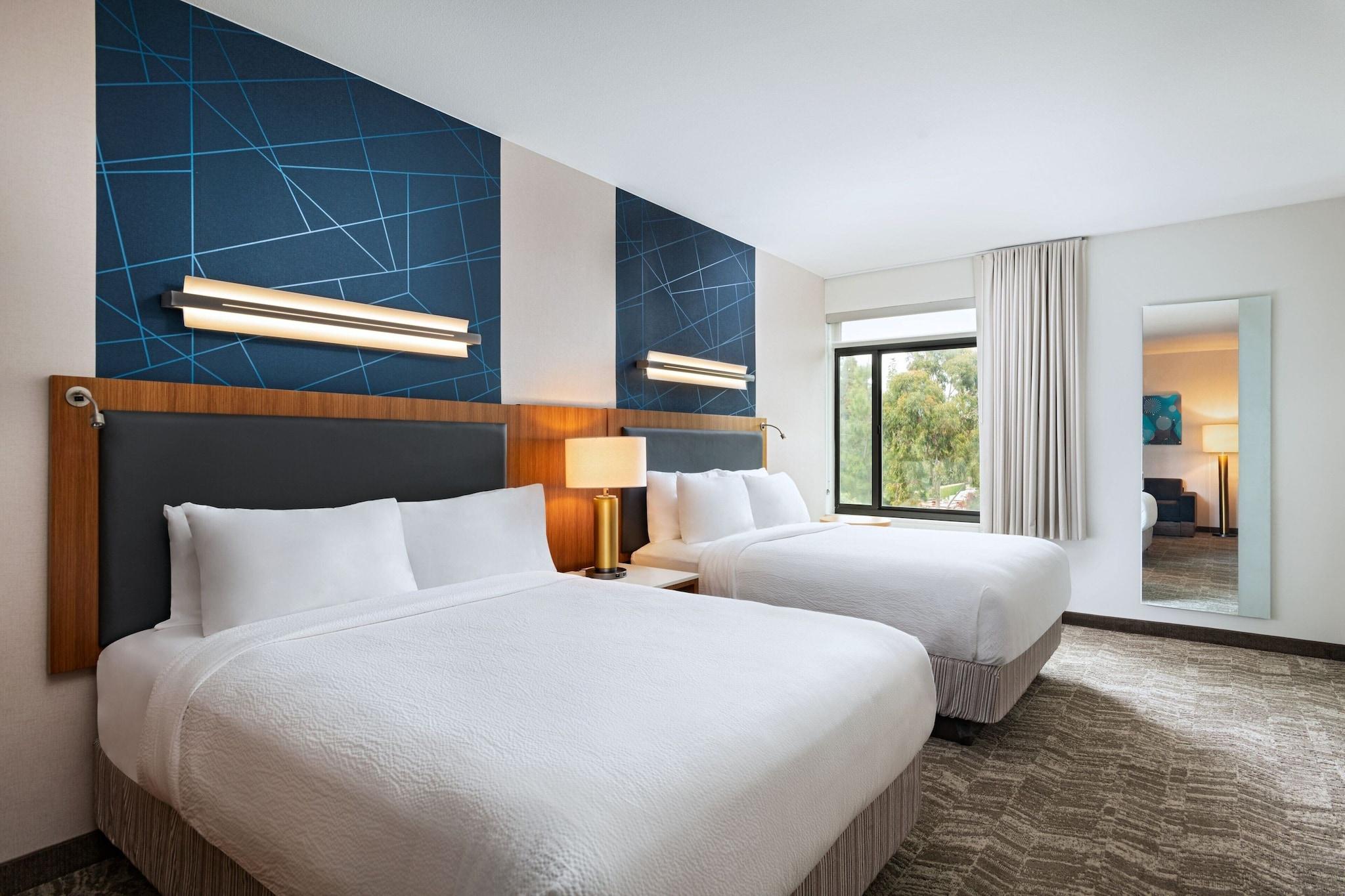 Suite Accessible-two Queen Beds