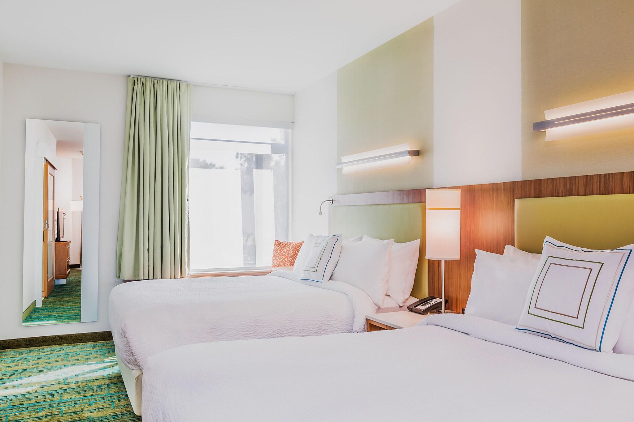 Suite Two Queen Beds