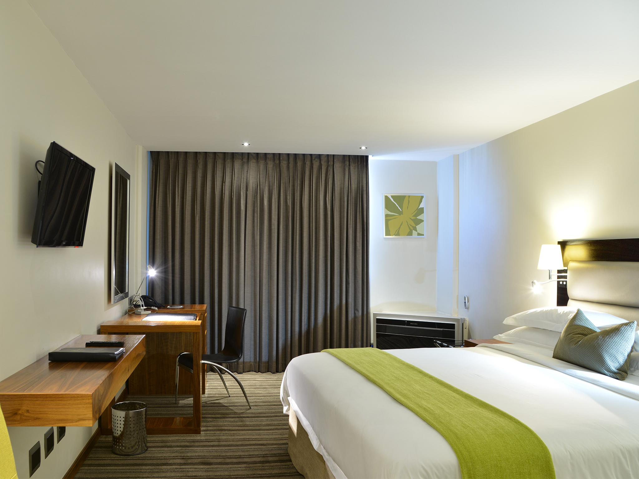 Double or Twin Executive