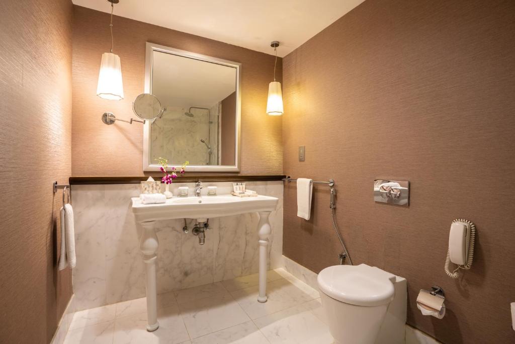 Suite Two Bedrooms