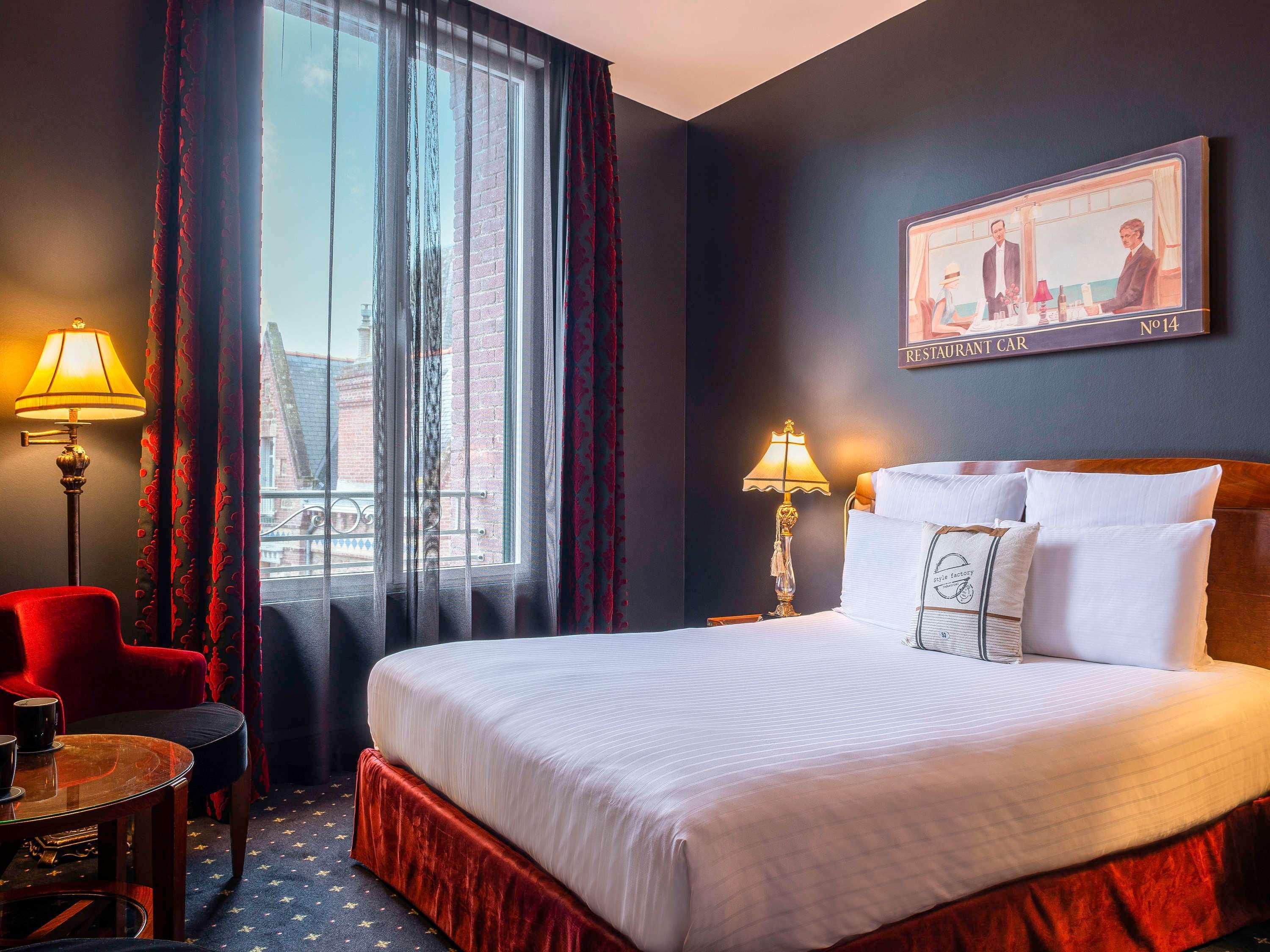 Double or Twin Classic Double Bed