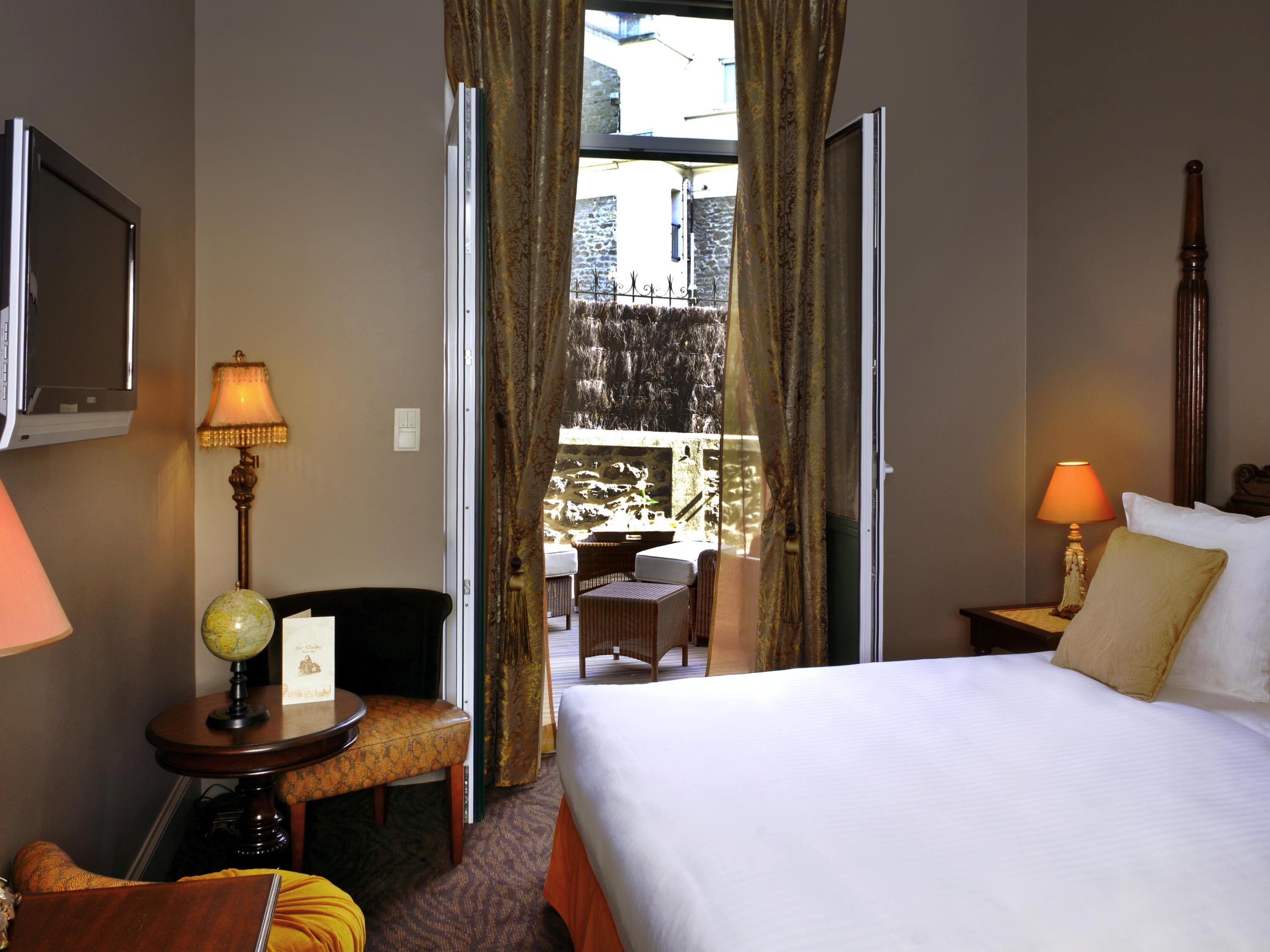 Double Superior with Double Bed