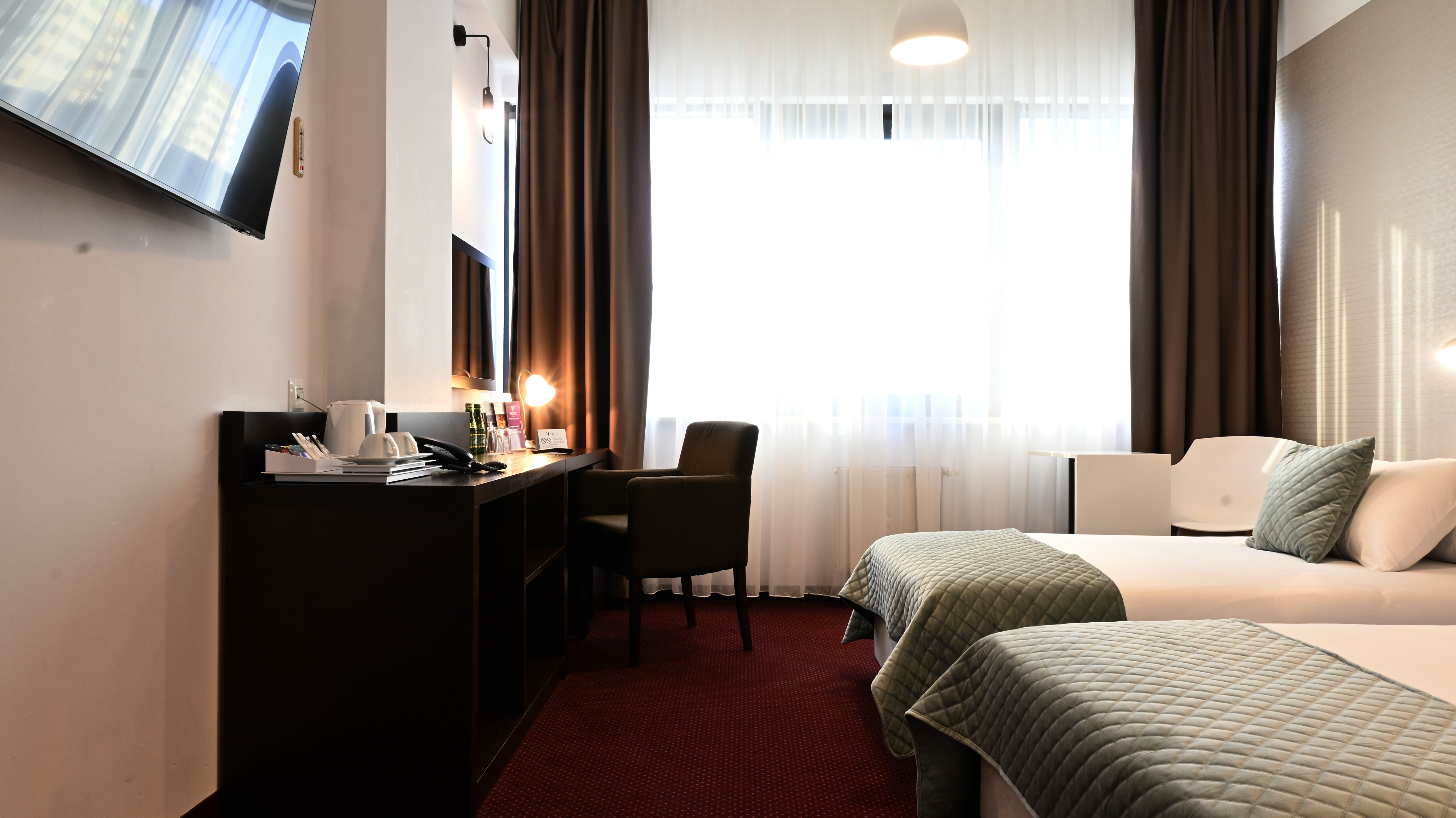 Double or Twin Standard