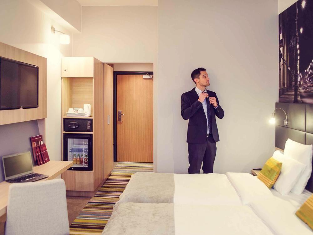 Double Deluxe Two Beds