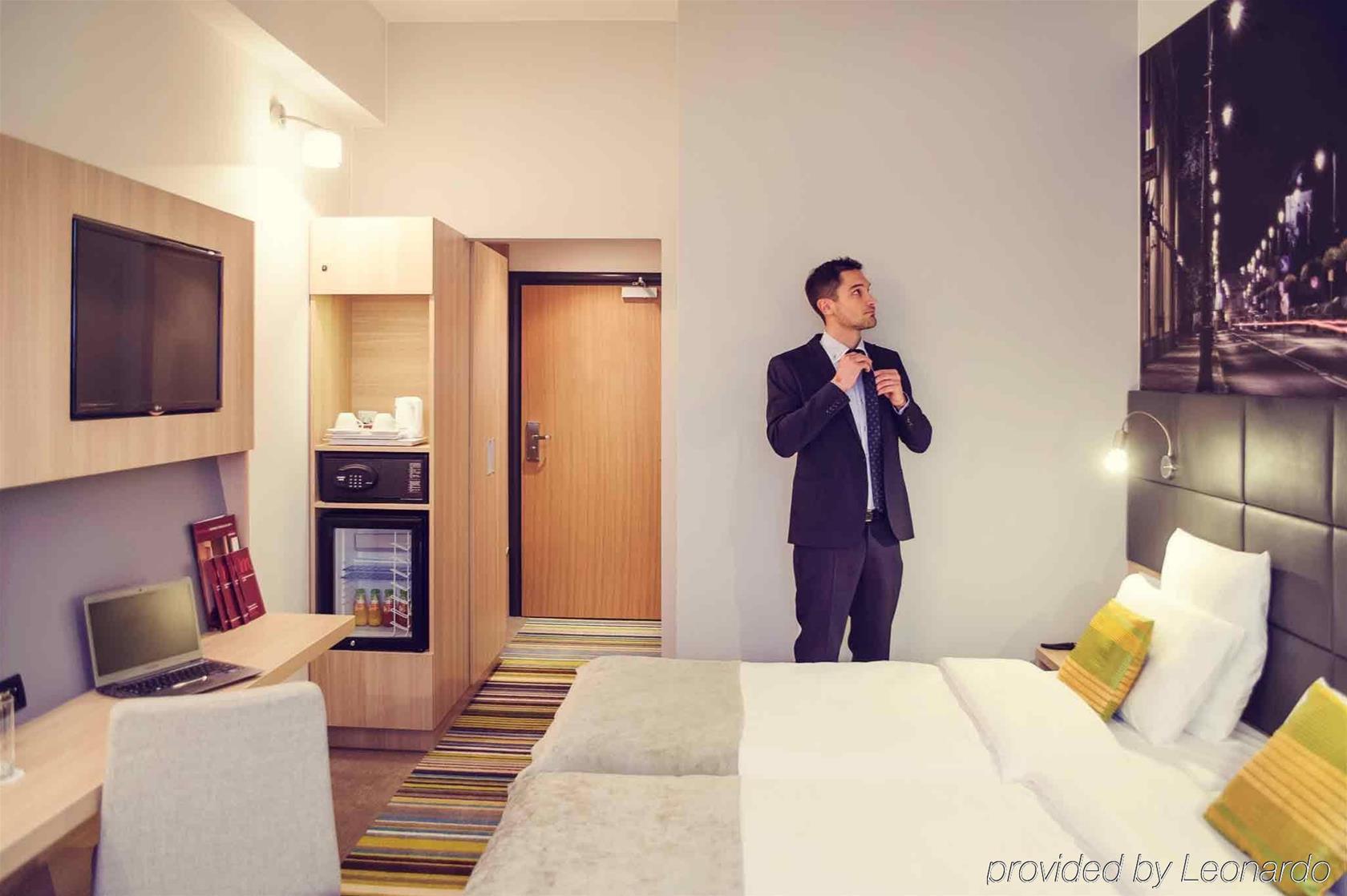 Double Deluxe Two Beds