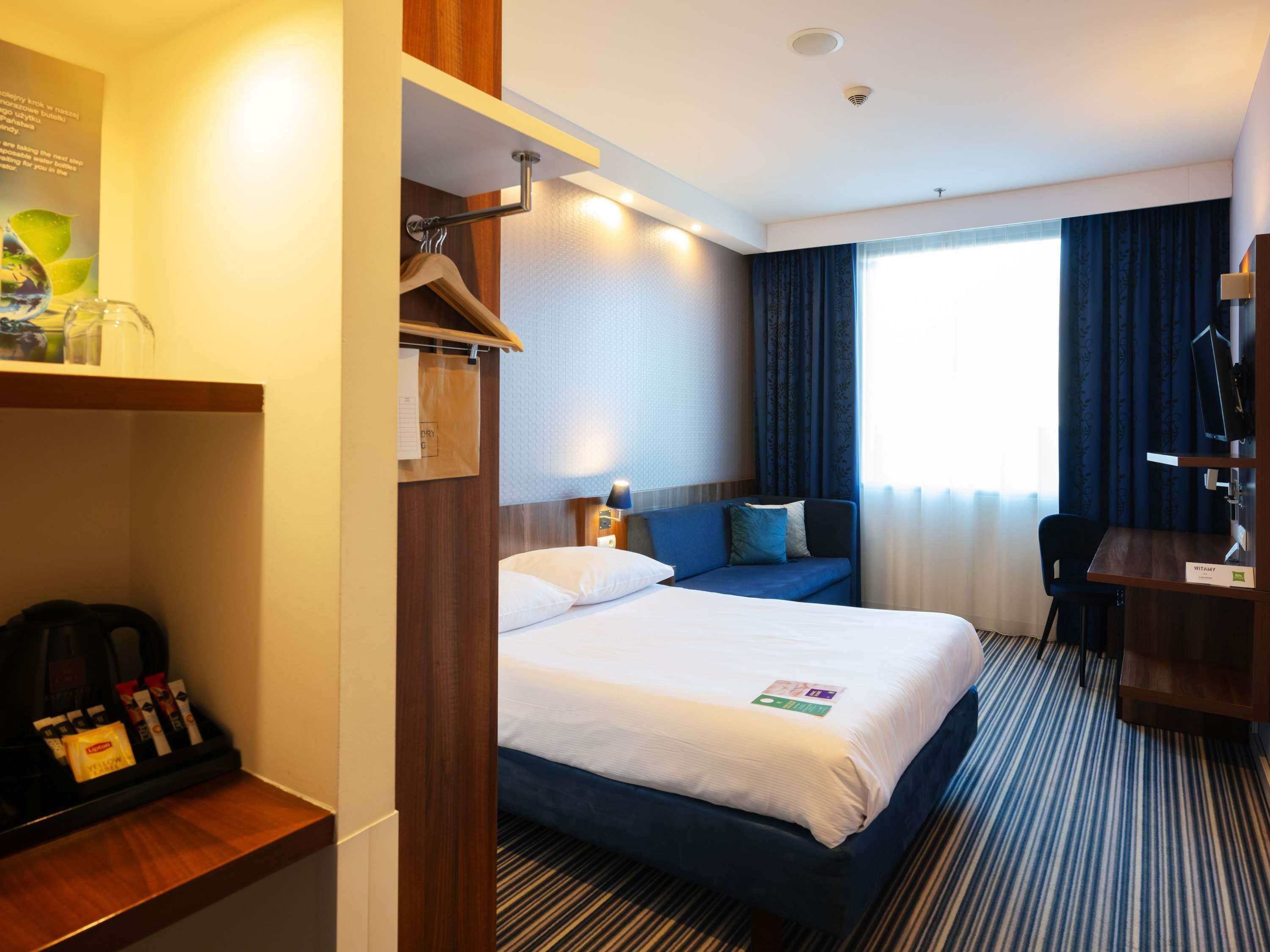 Studio Connecting Room