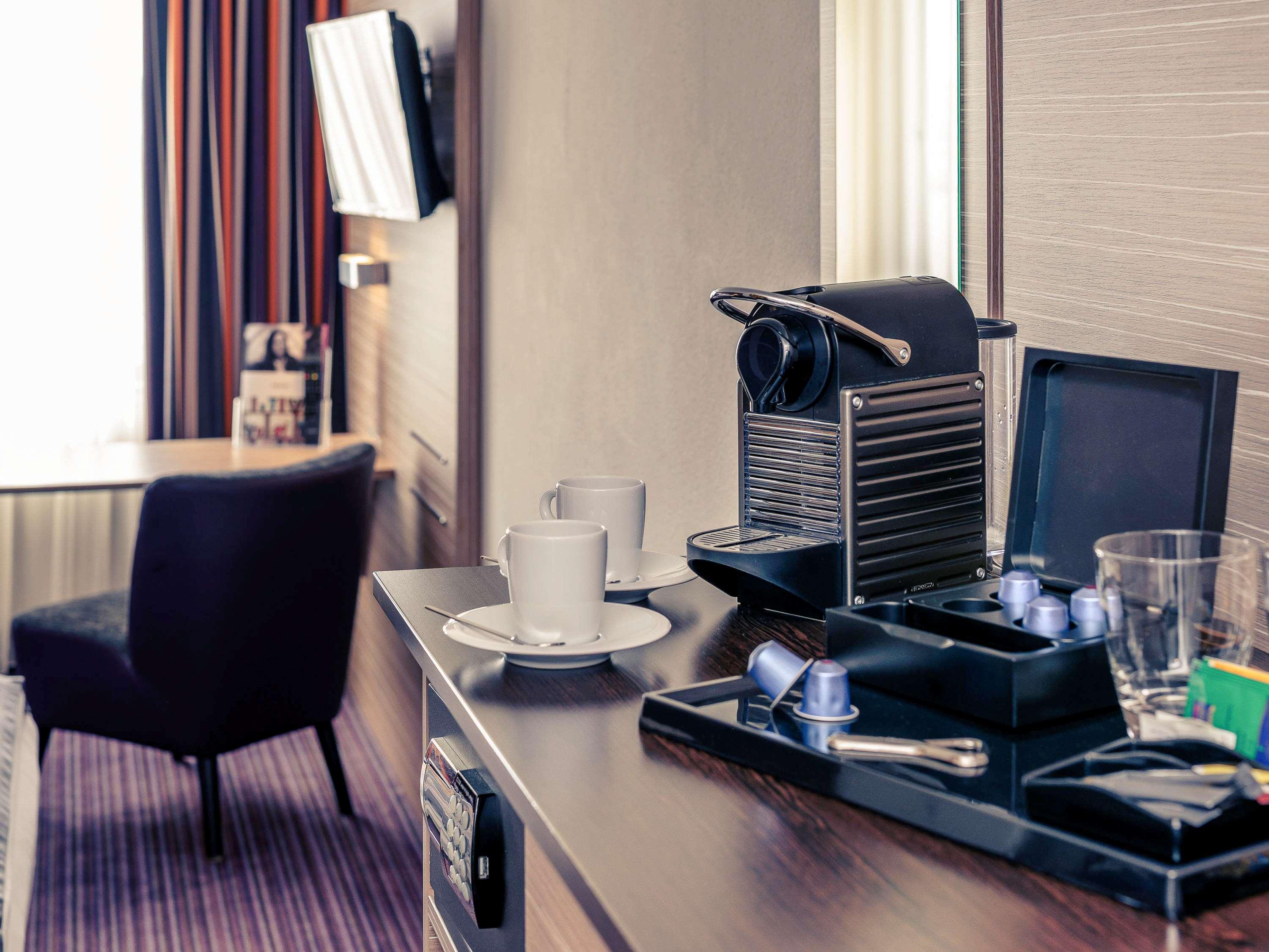 Double Queen Size Bed