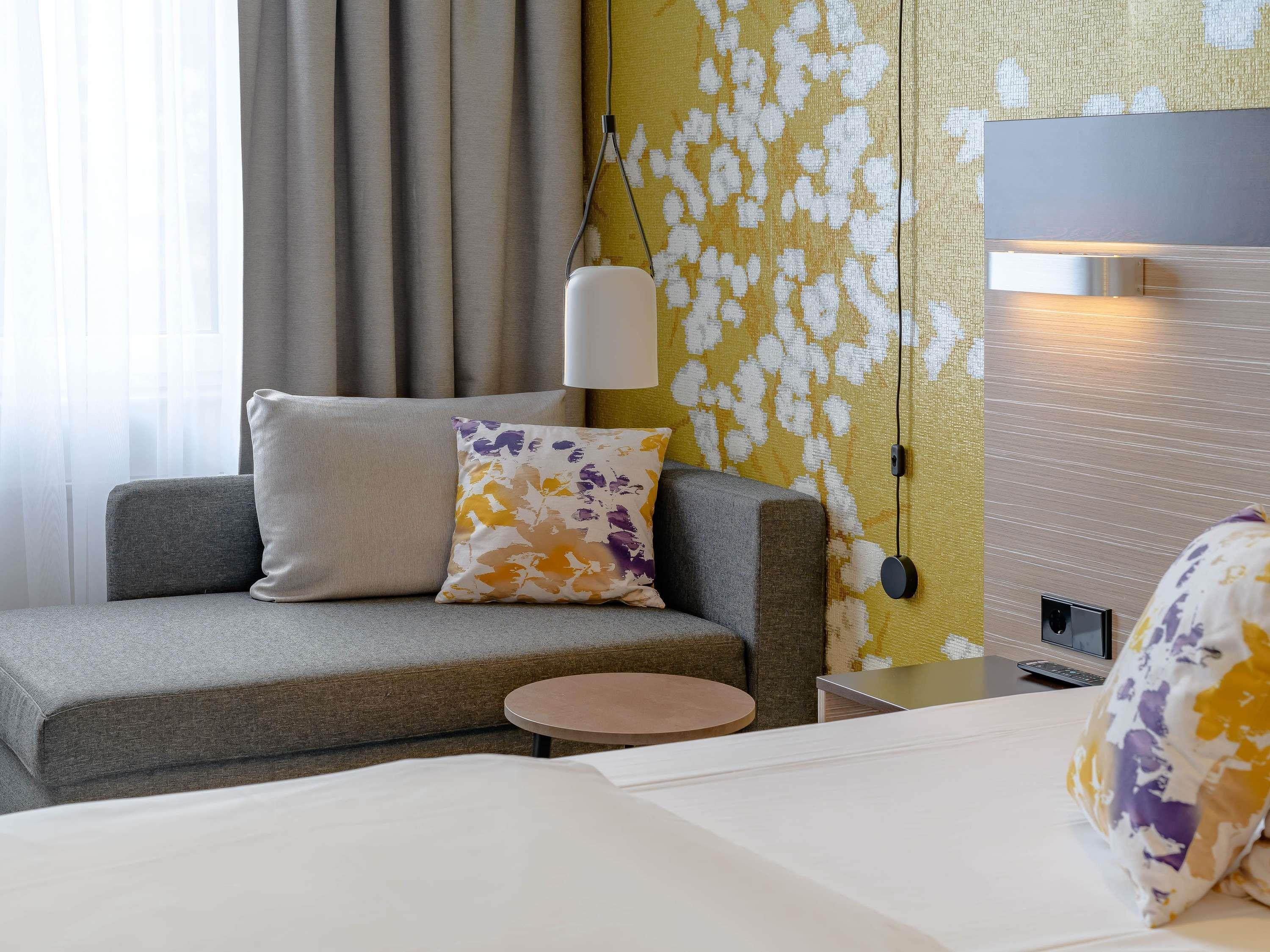 Double Queen Size Bed