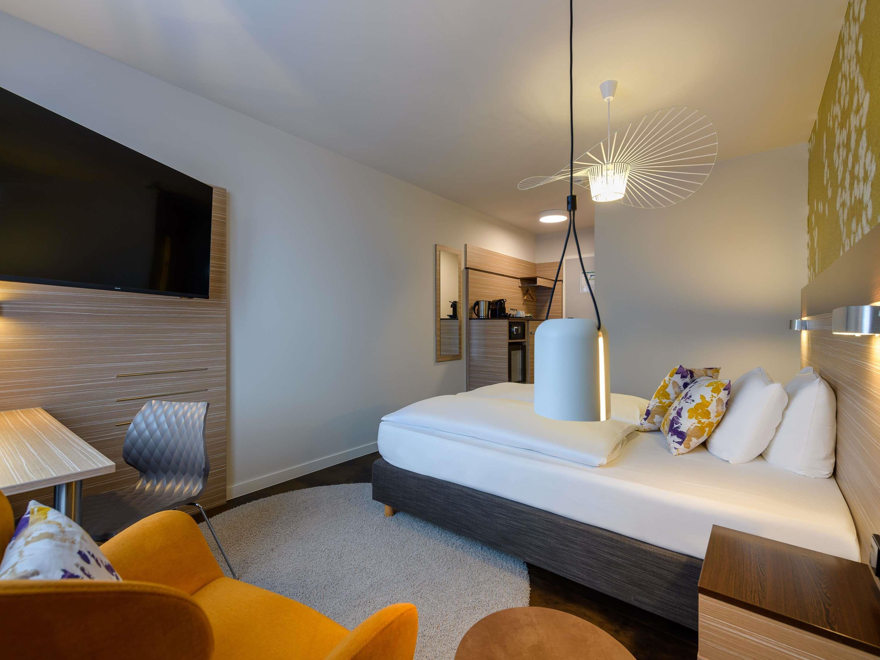 Double Superior Queen Bed