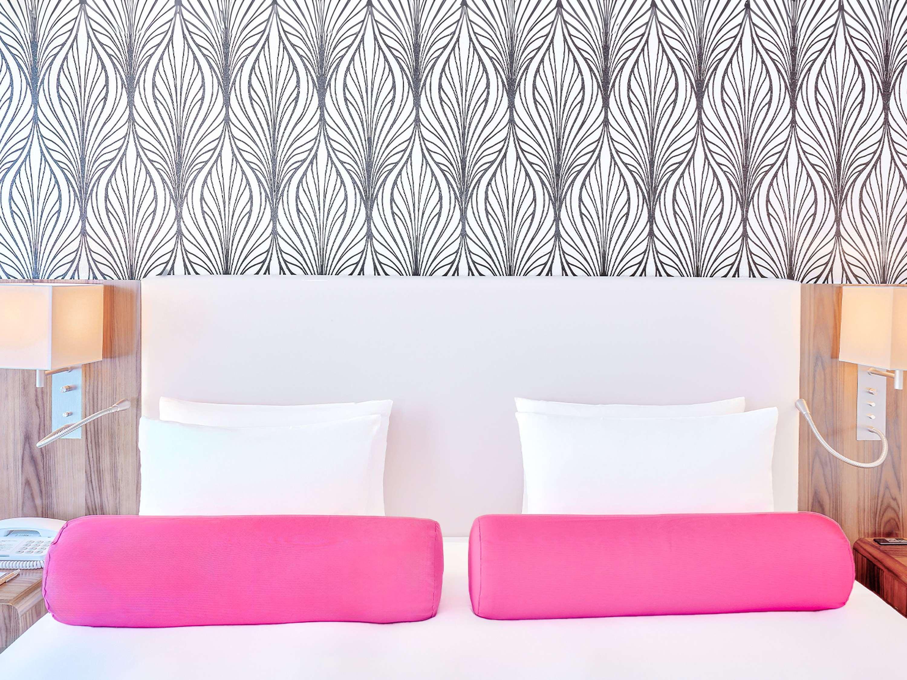 Double King Size Bed