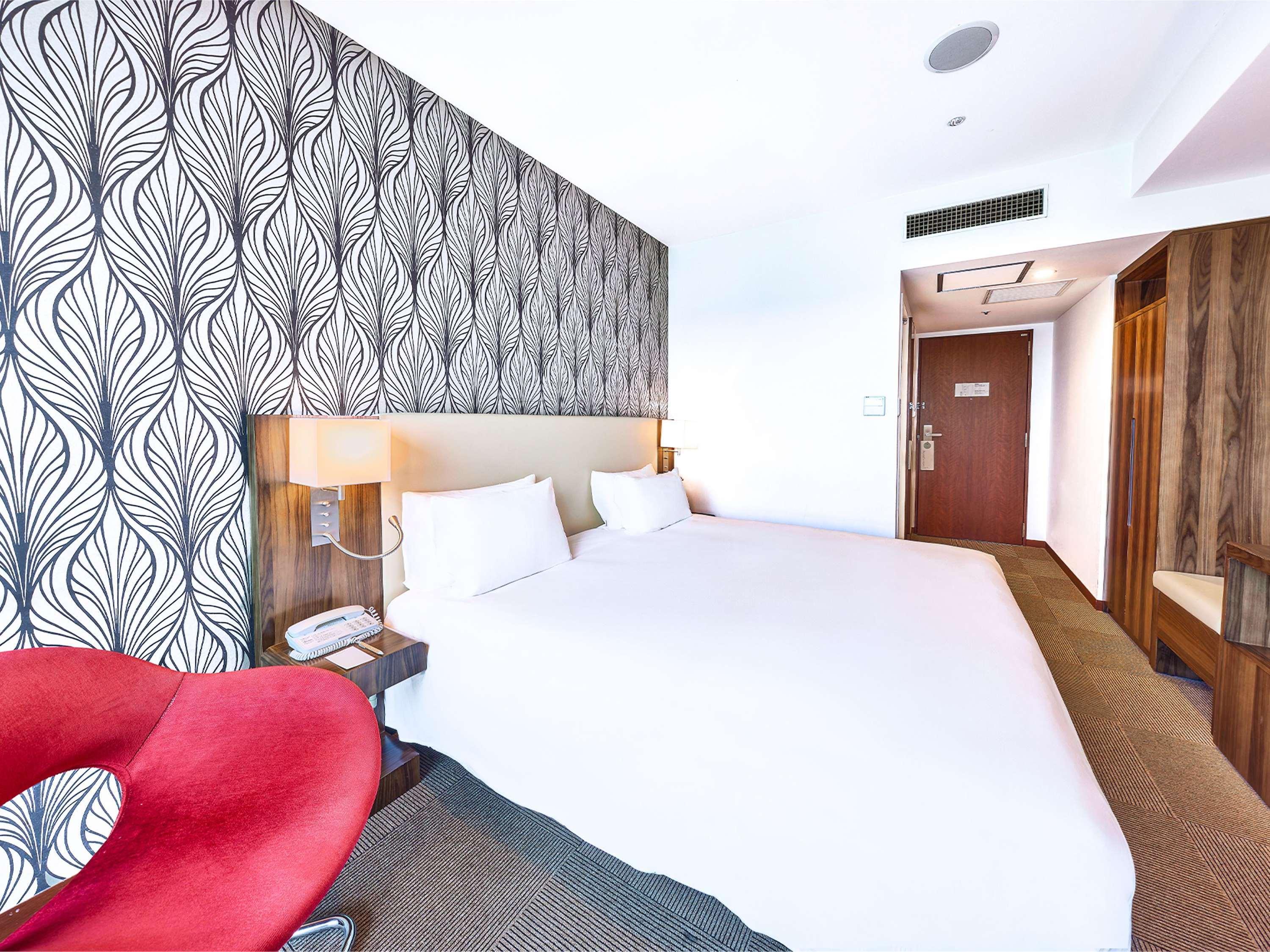 Double Superior King Bed