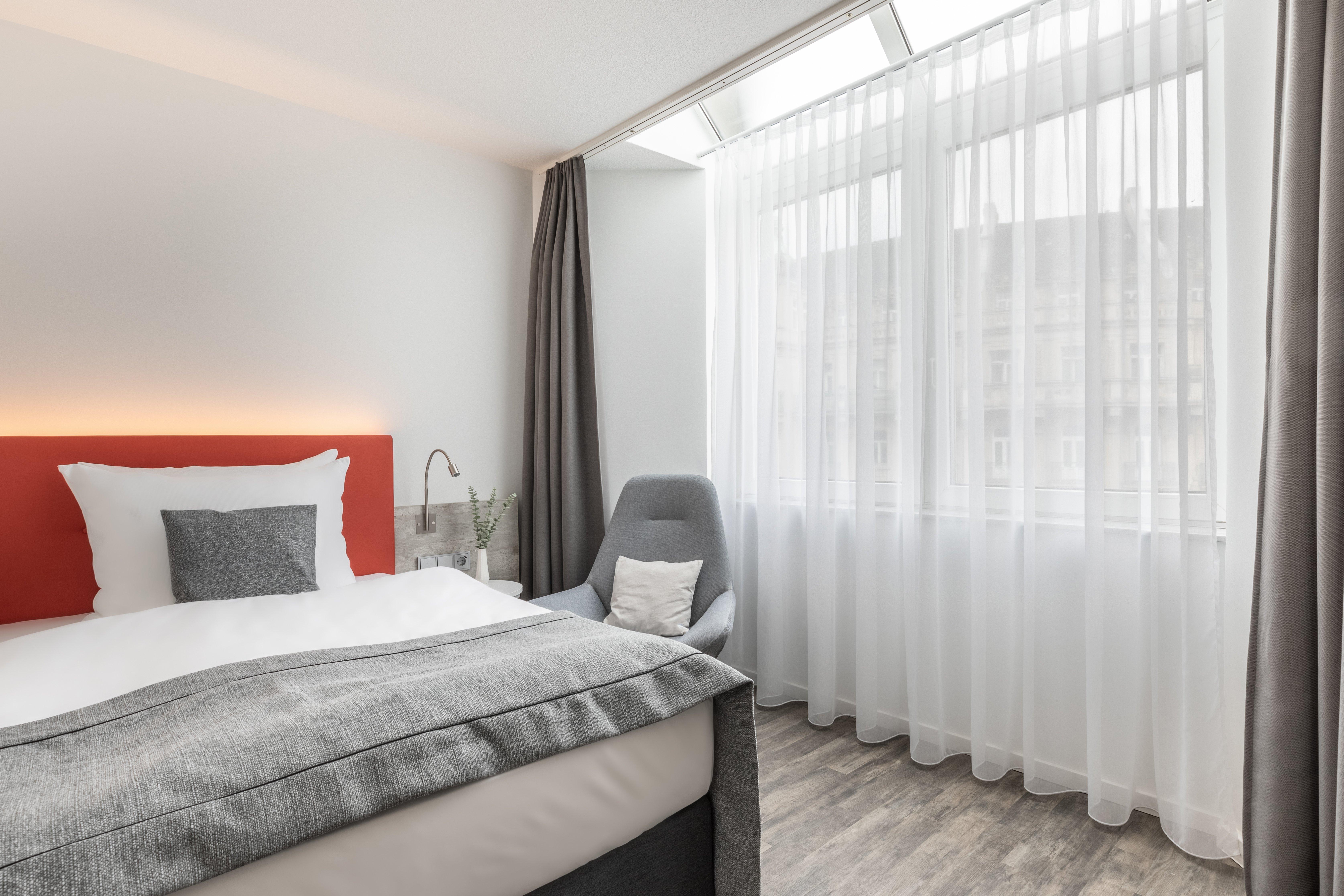 Double Queen Size Bed