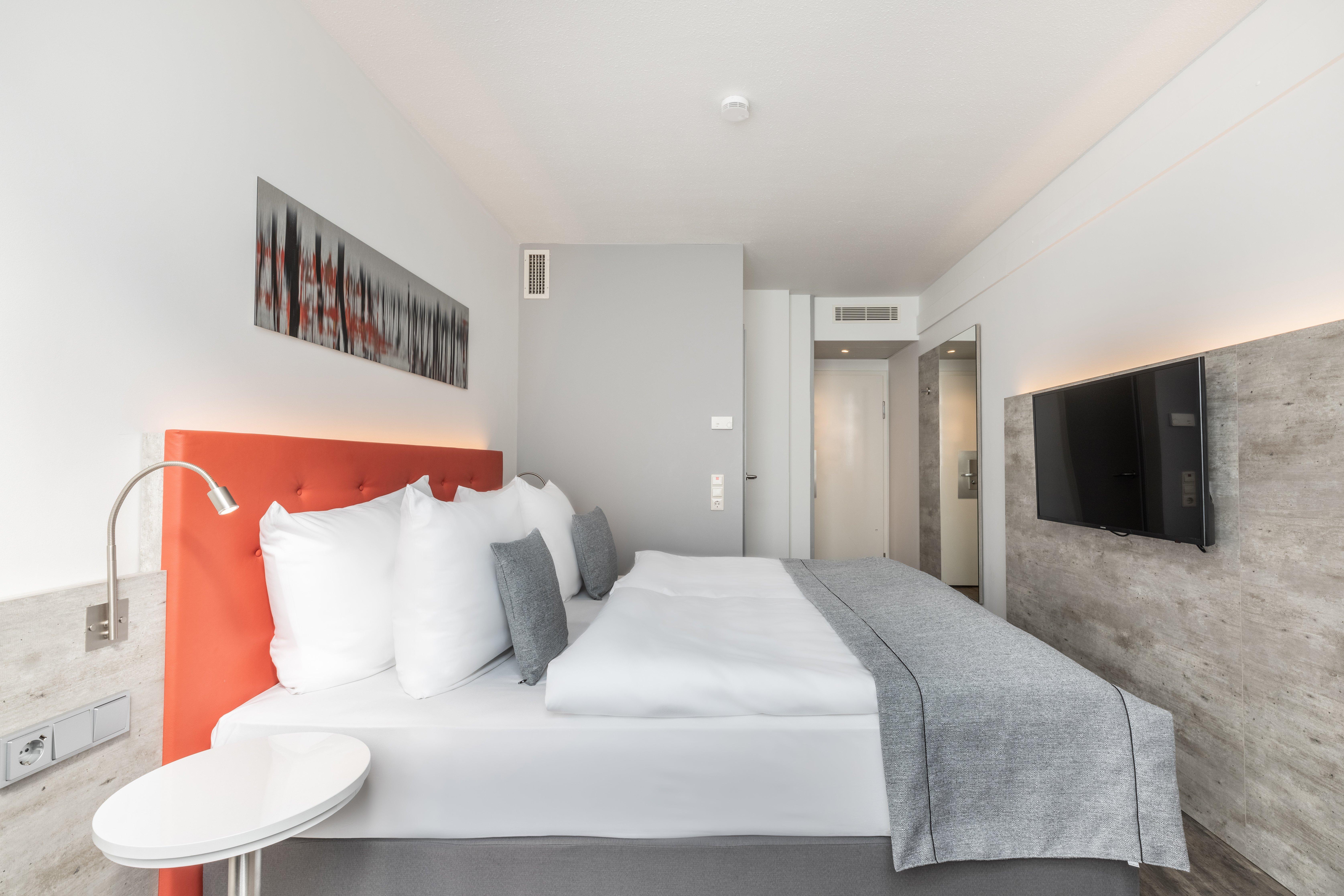 Double Queen Size Bed