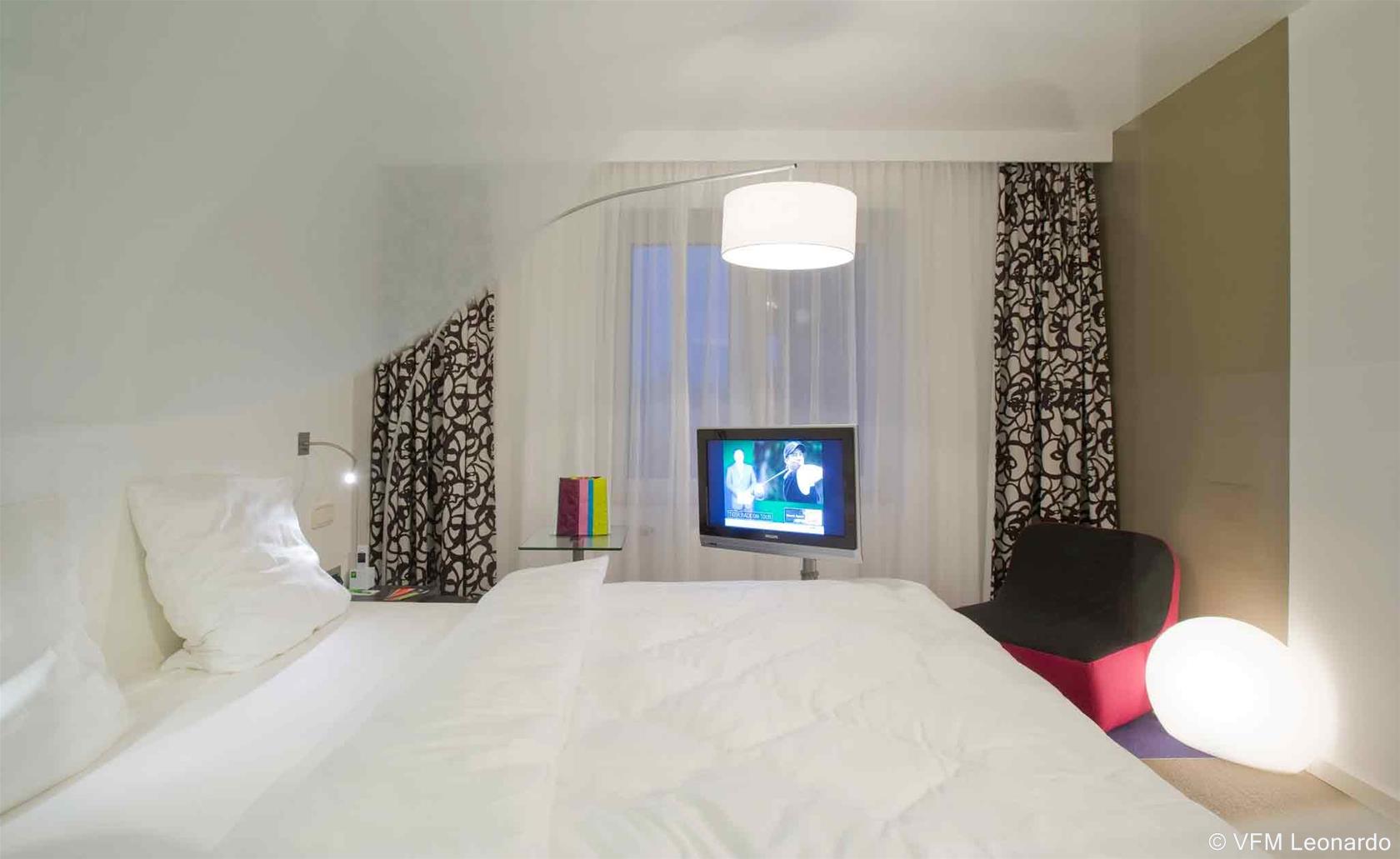 Double Queen Size Bed