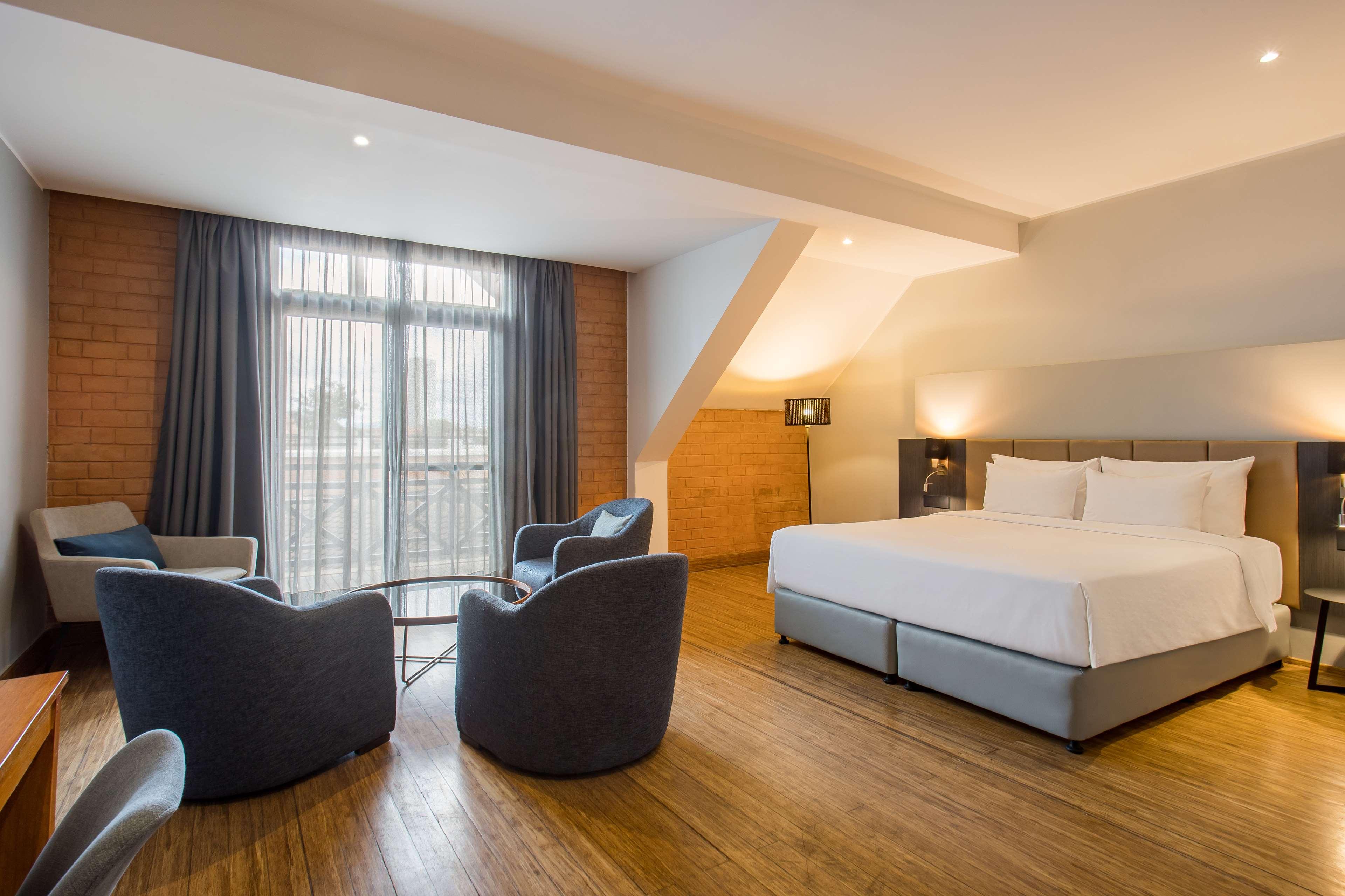 Junior Suite with Balcony