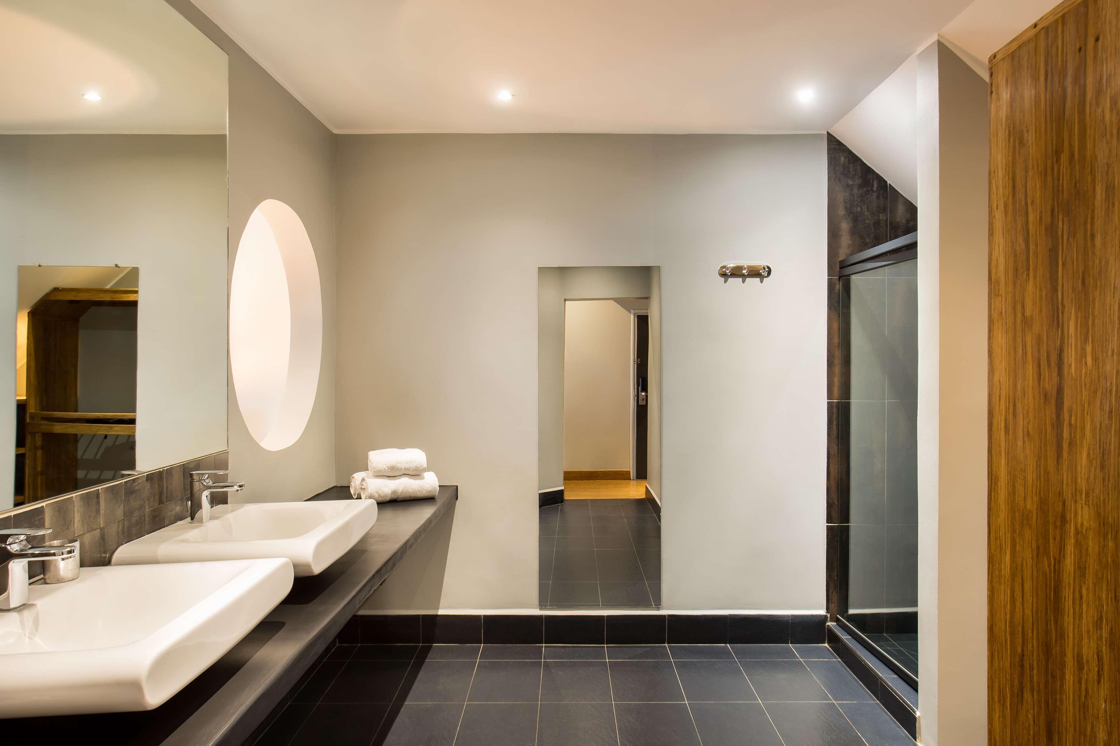 Junior Suite with Balcony