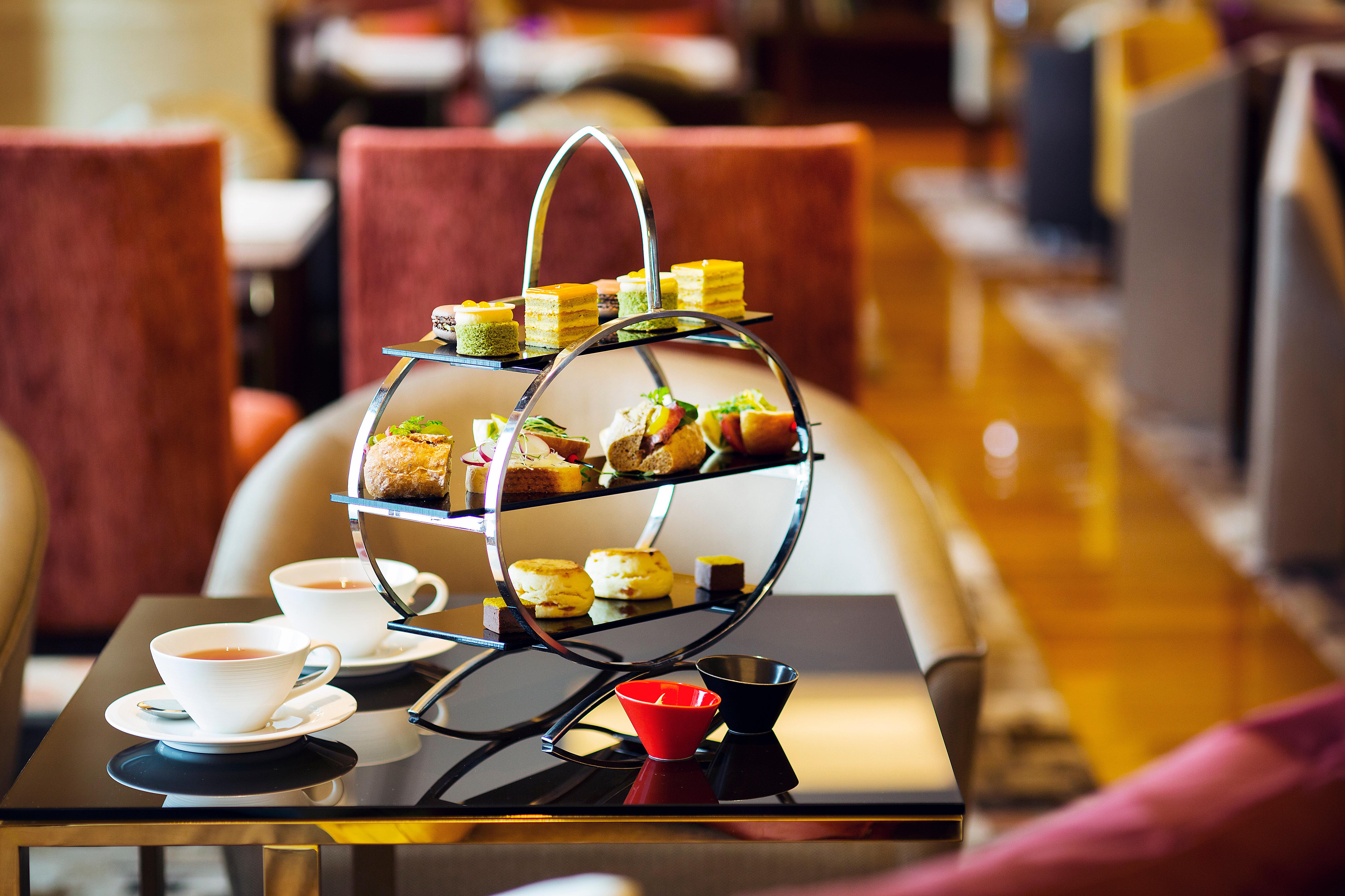 Double Club King Bed