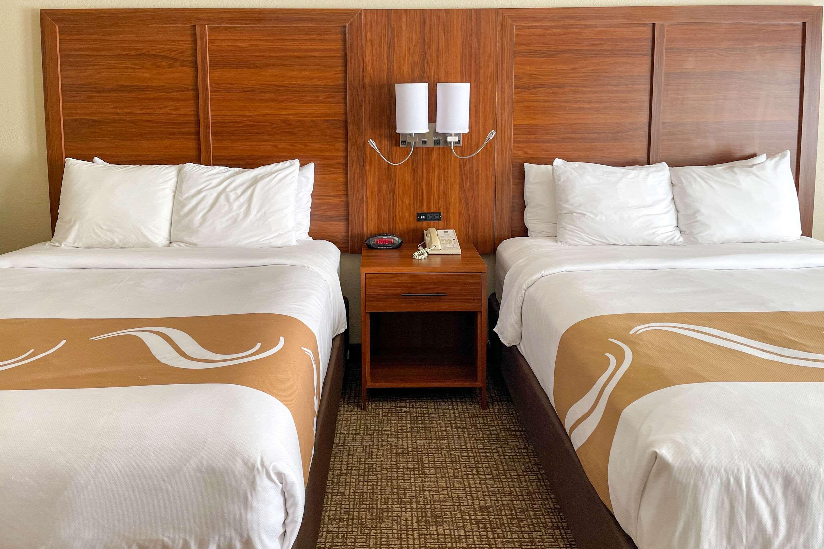 Quadruple Two Queen Beds Non Smoking