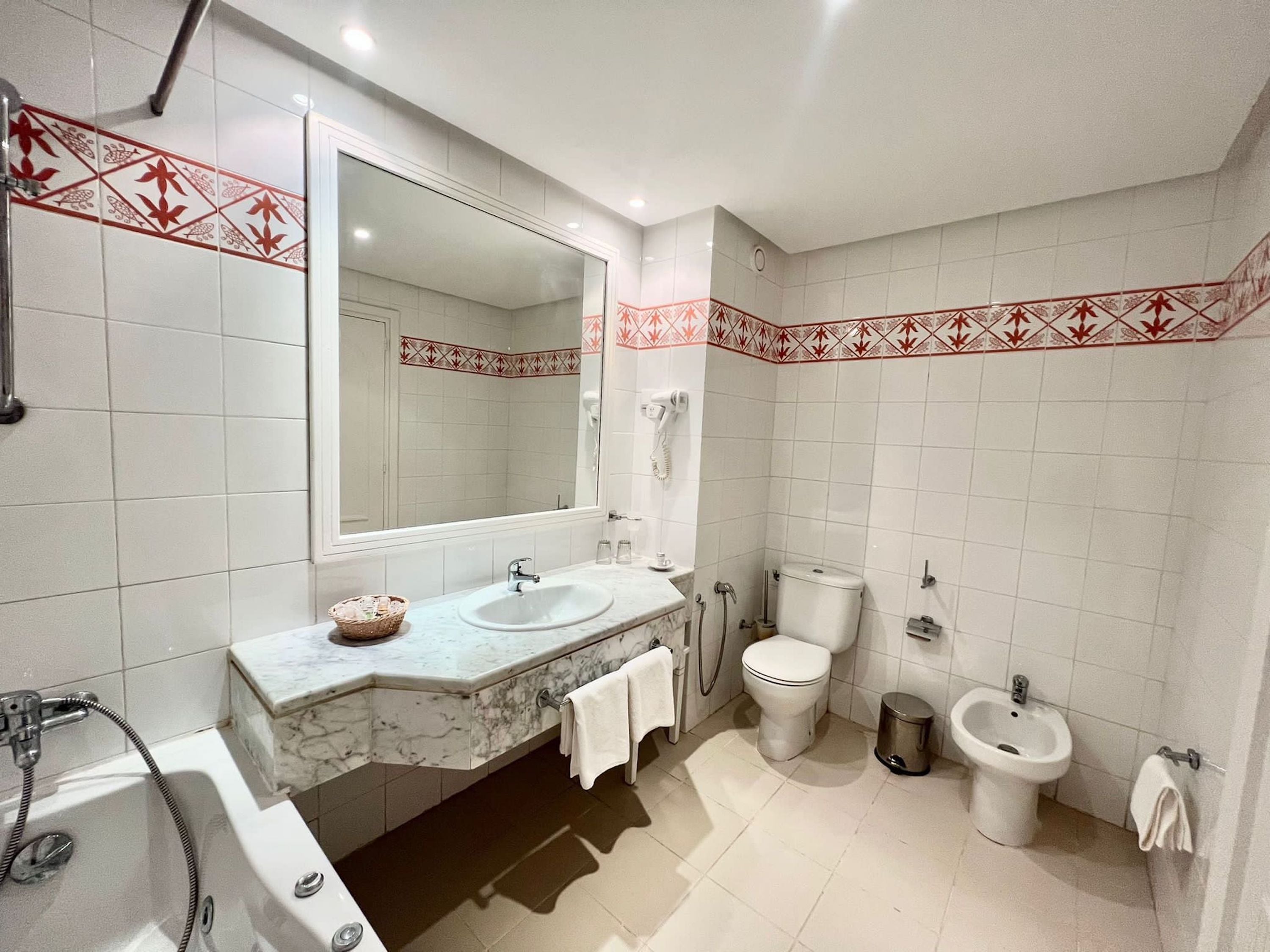 Double or Twin Standard