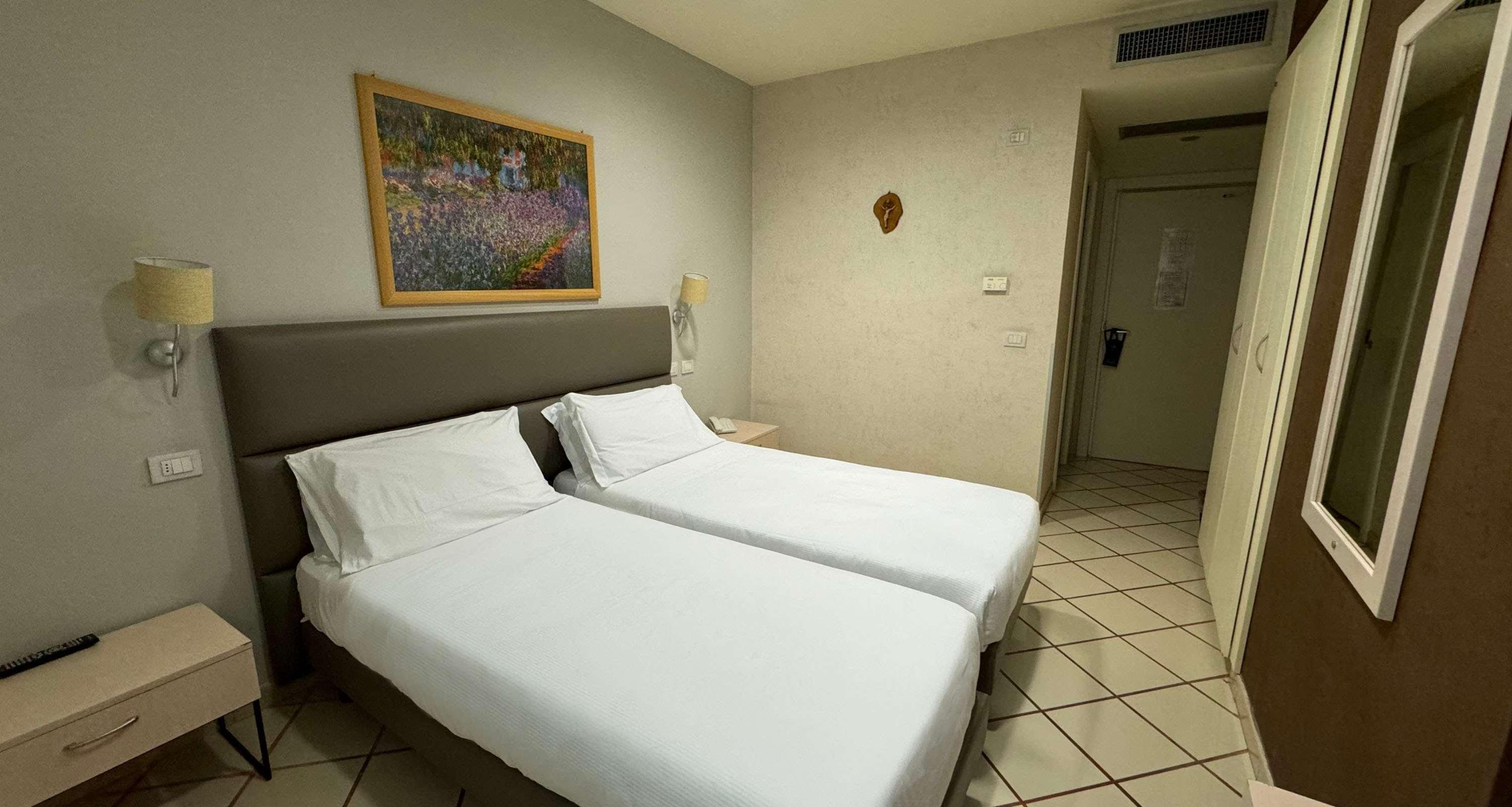 Double or Twin Superior