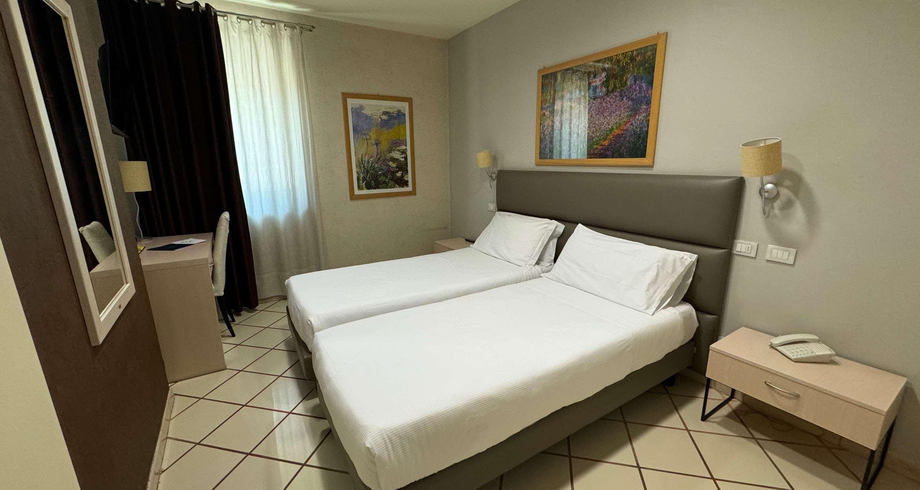 Double or Twin Superior