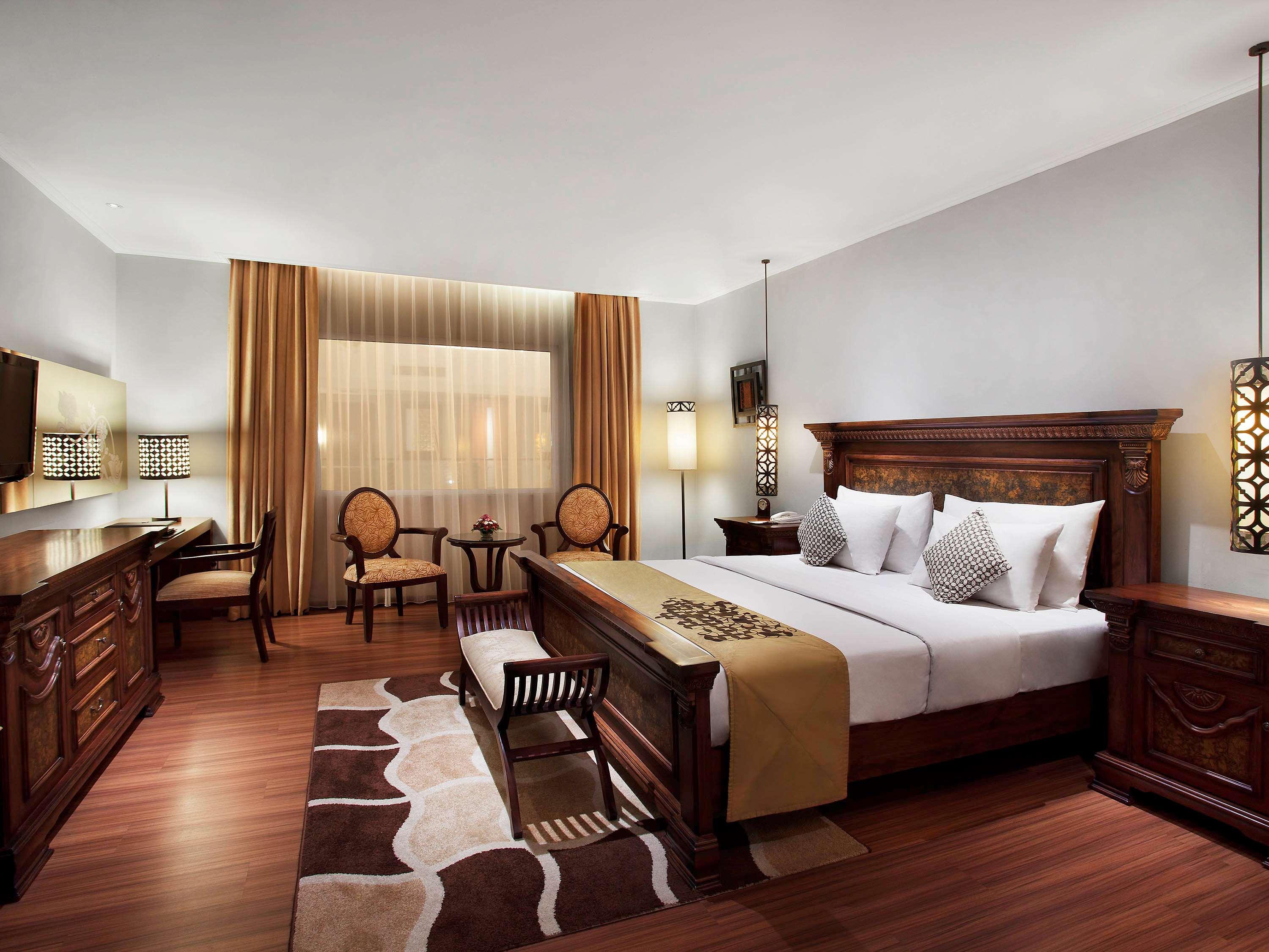 Double Executive King Bed