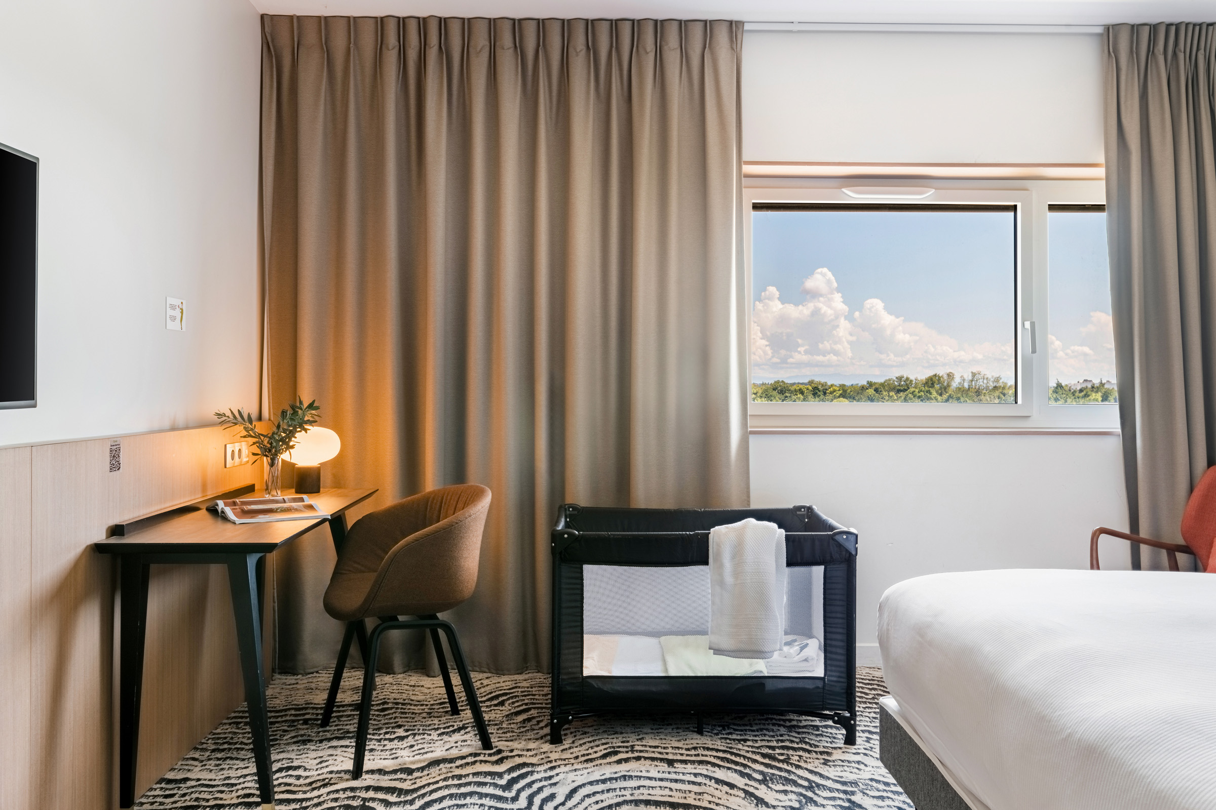 Family Room Connecting Room