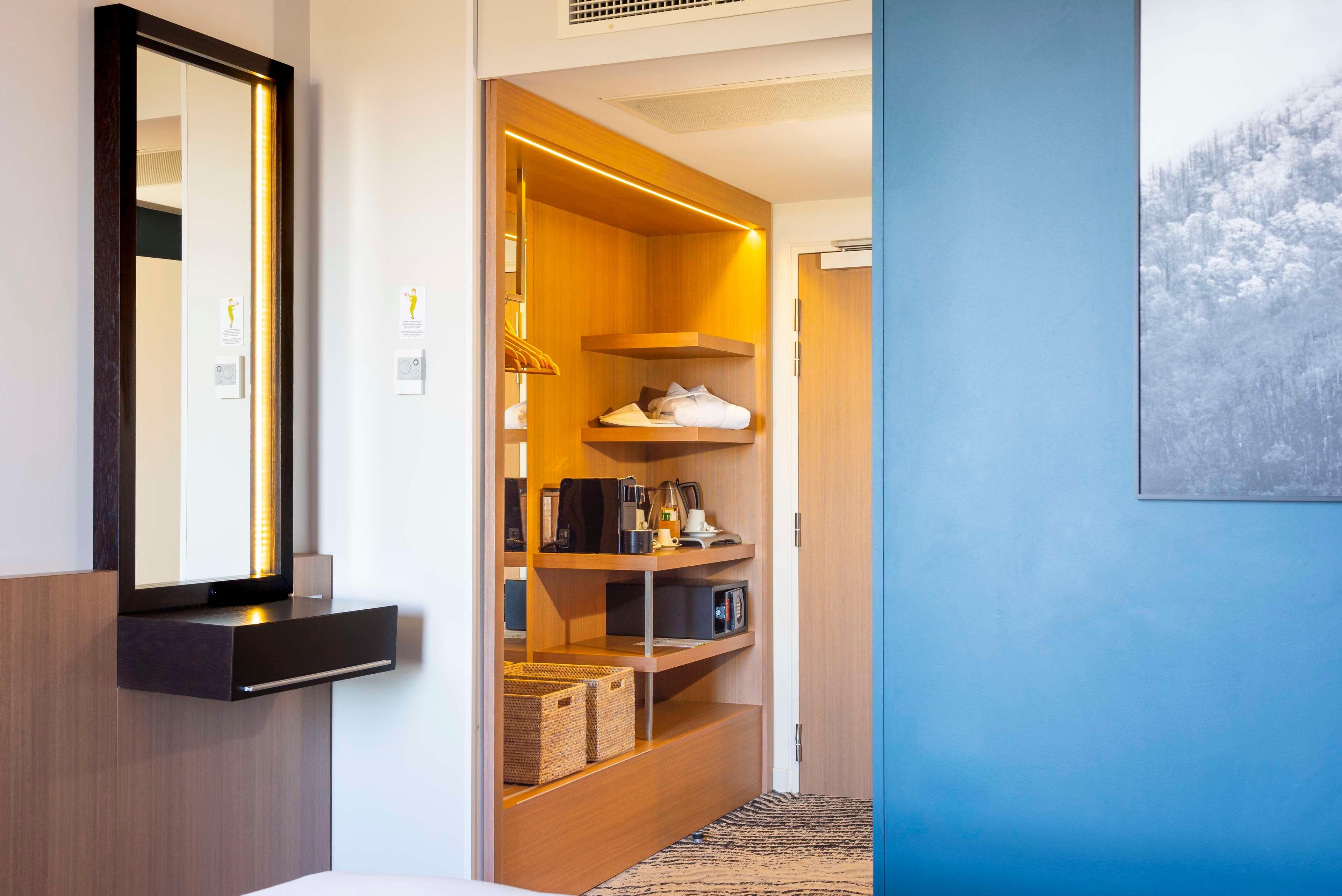 Twin Superior Lake View