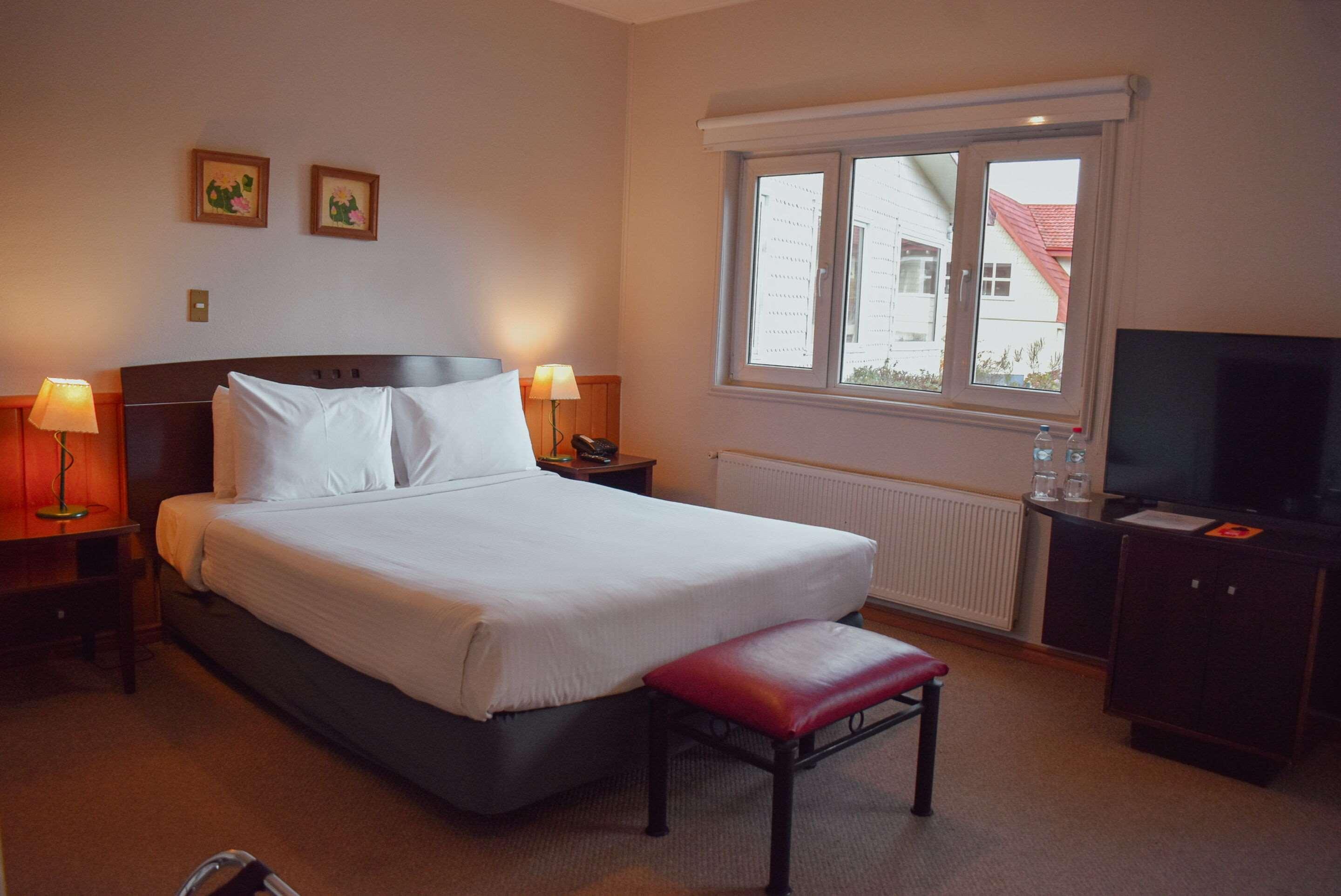 Double Queen Size Bed