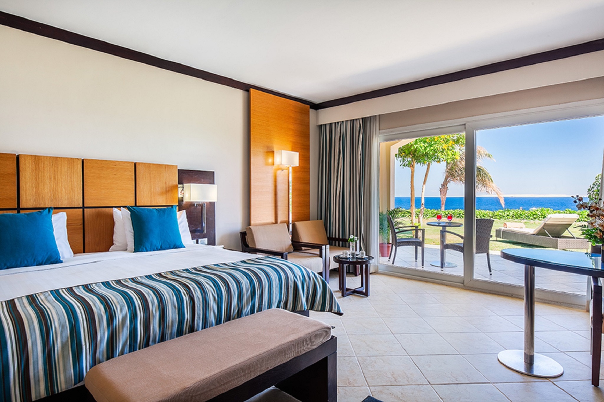 Single Deluxe Sea View