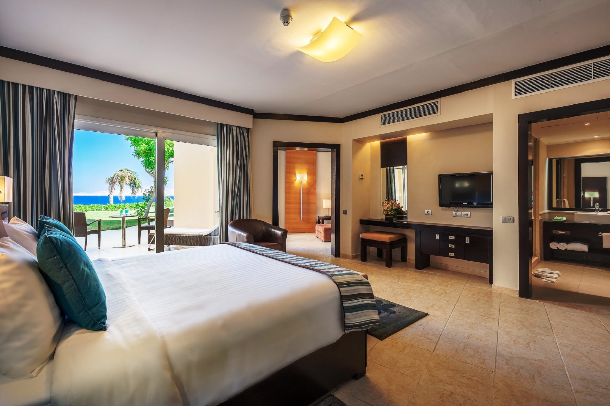 Junior Suite Standard