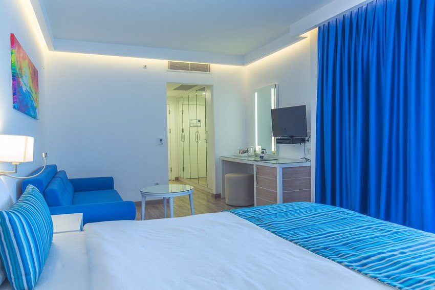 Double Single Sea View