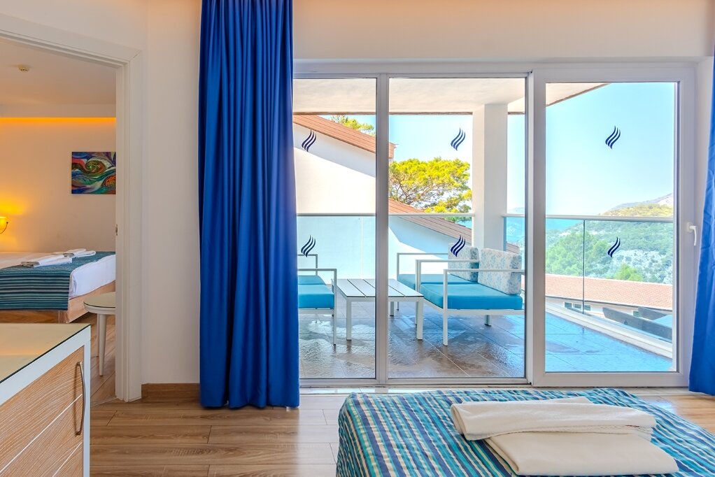 Double Single Sea View