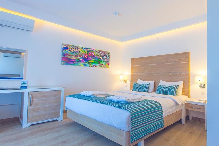 Double Deluxe with Jacuzzi