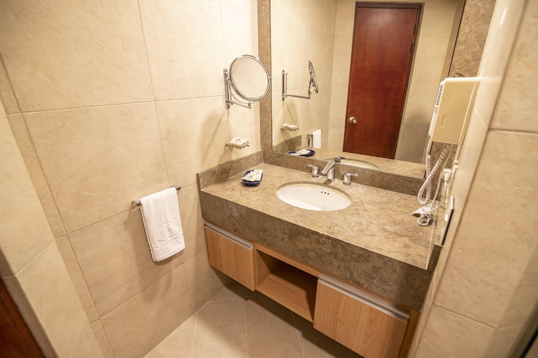 Family Room King Size Bed