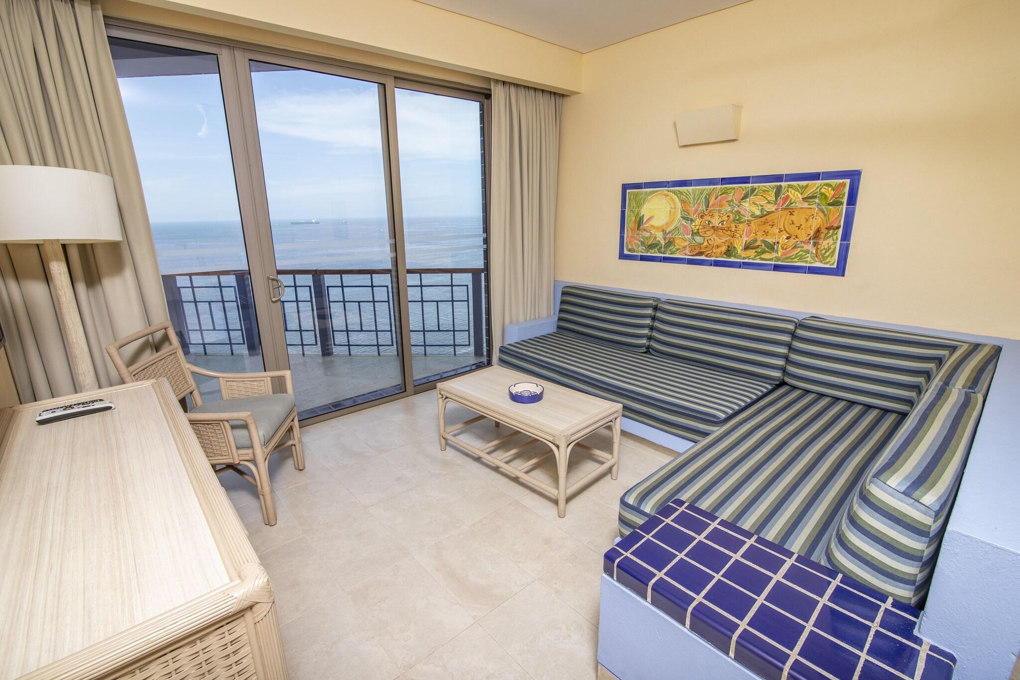 Suite Deluxe King Bed