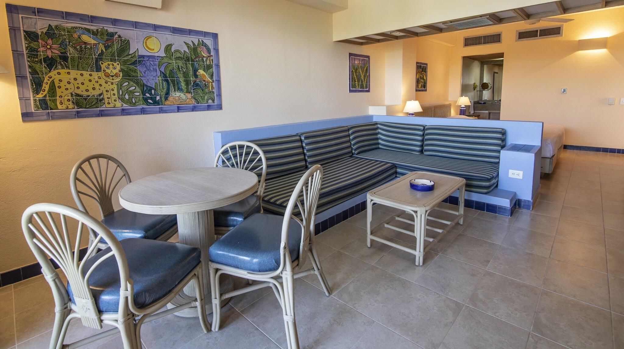 Studio King Size Bed