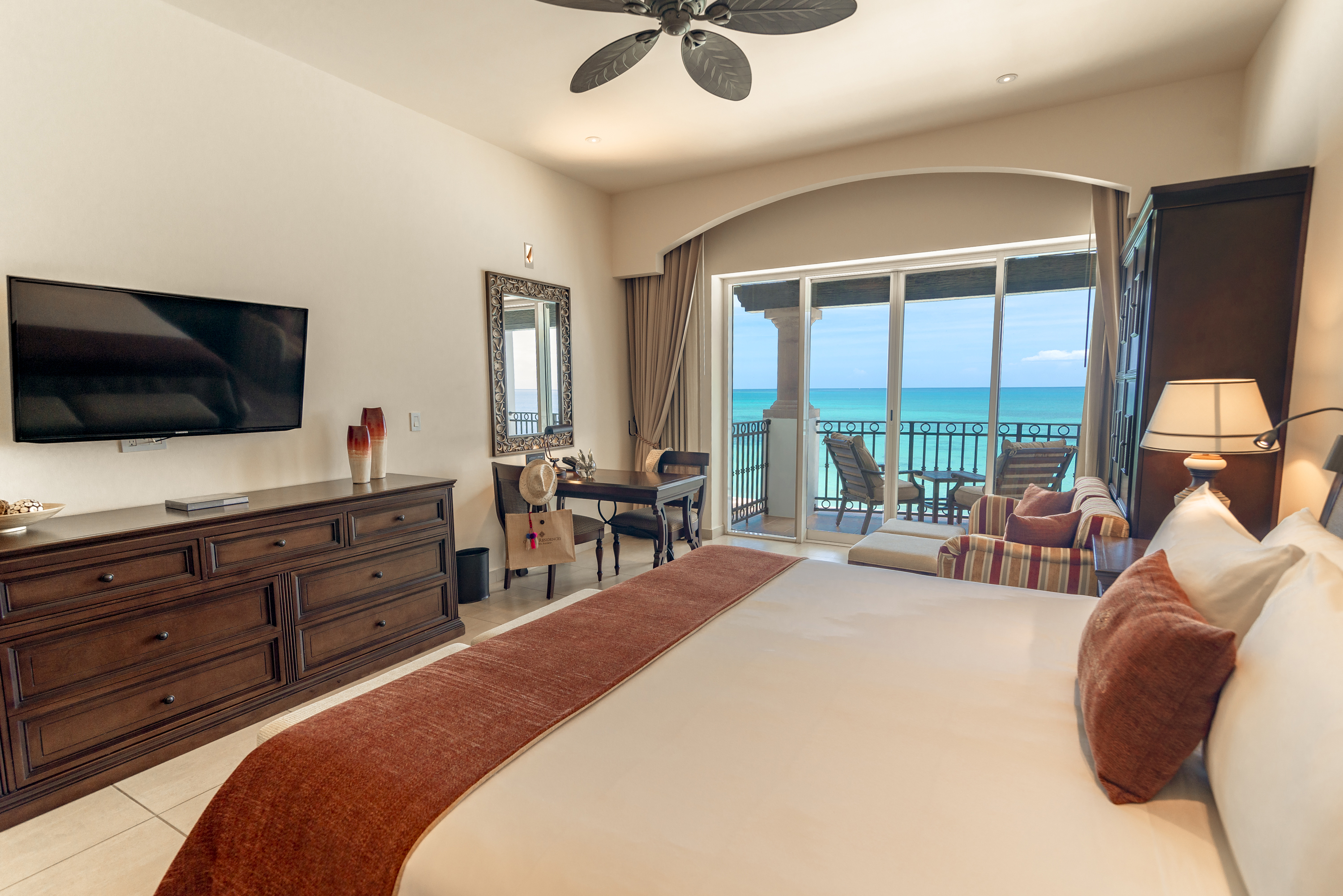Junior Suite Beach Front