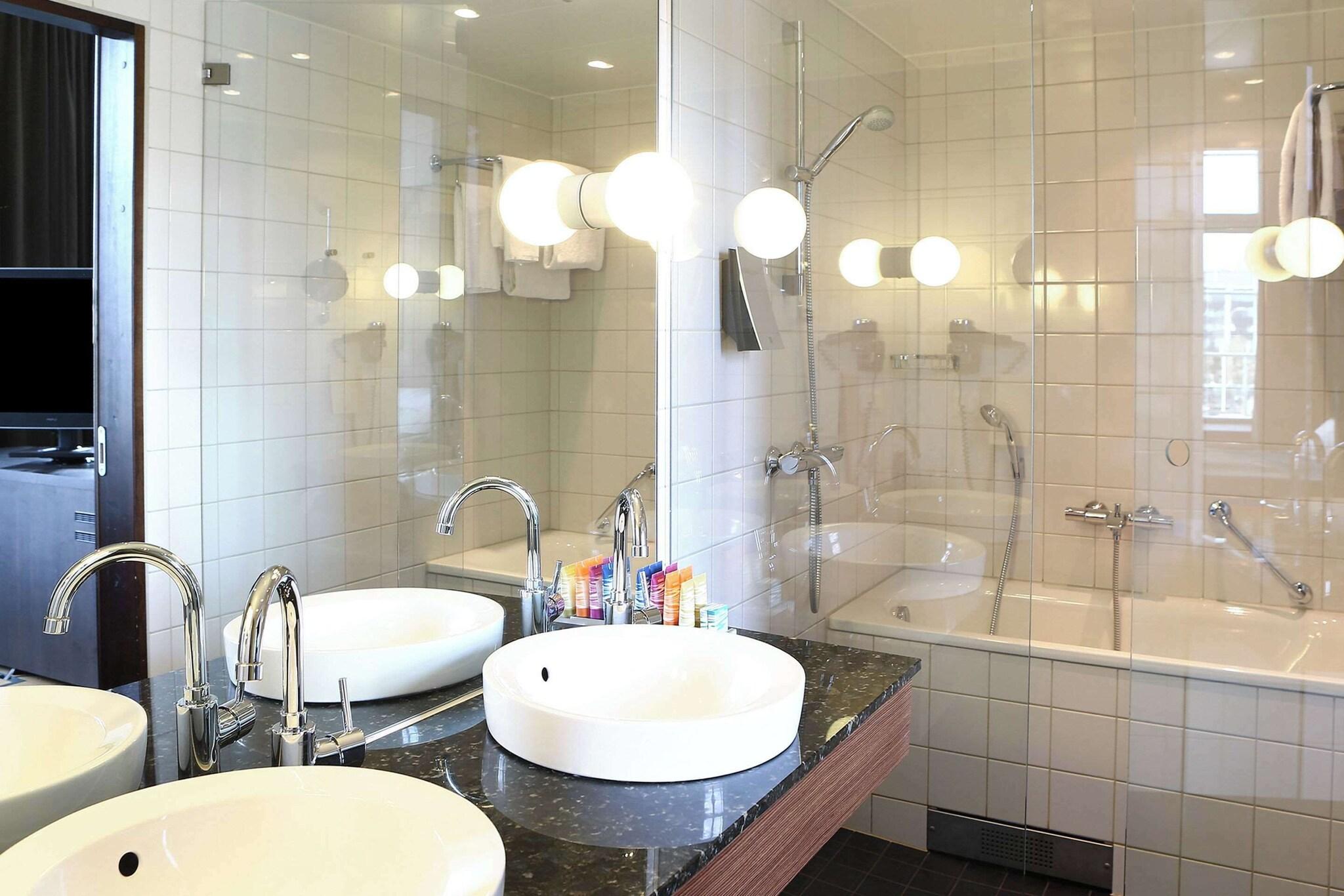 Junior Suite with Double Bed