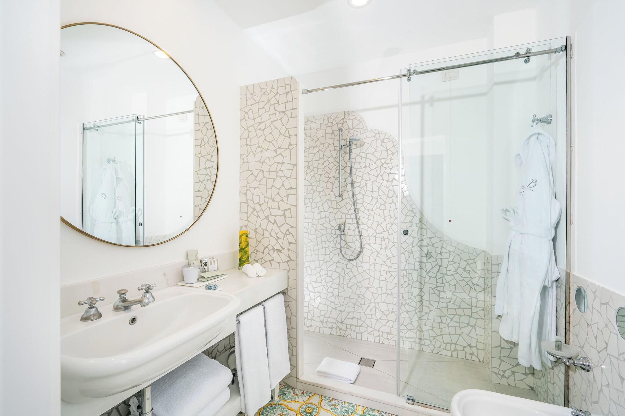 Double or Twin Deluxe Sea View