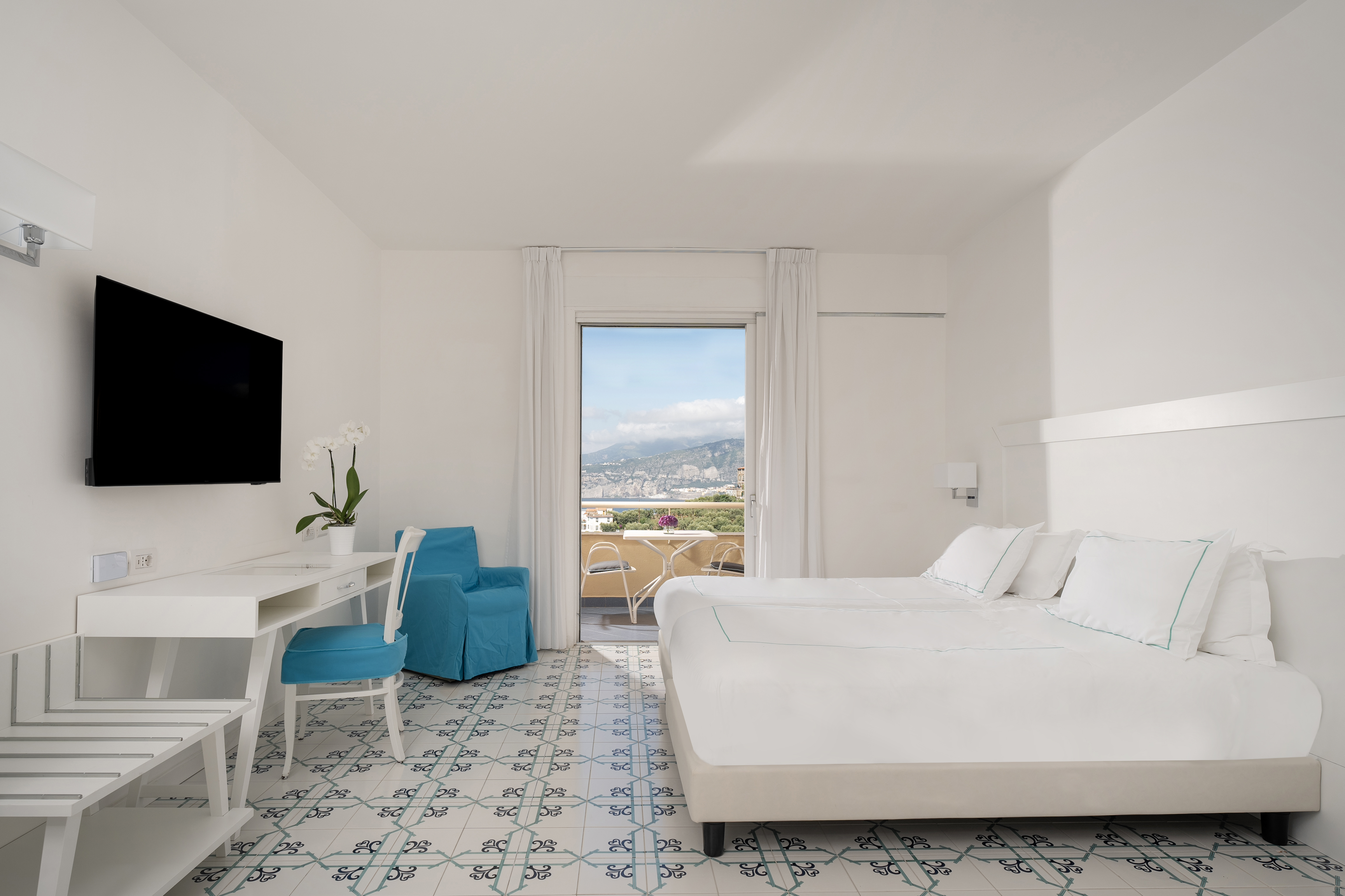 Triple Sea View with Balcony