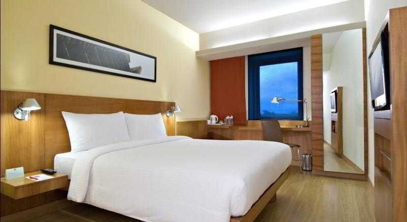 Double Queen Size Bed