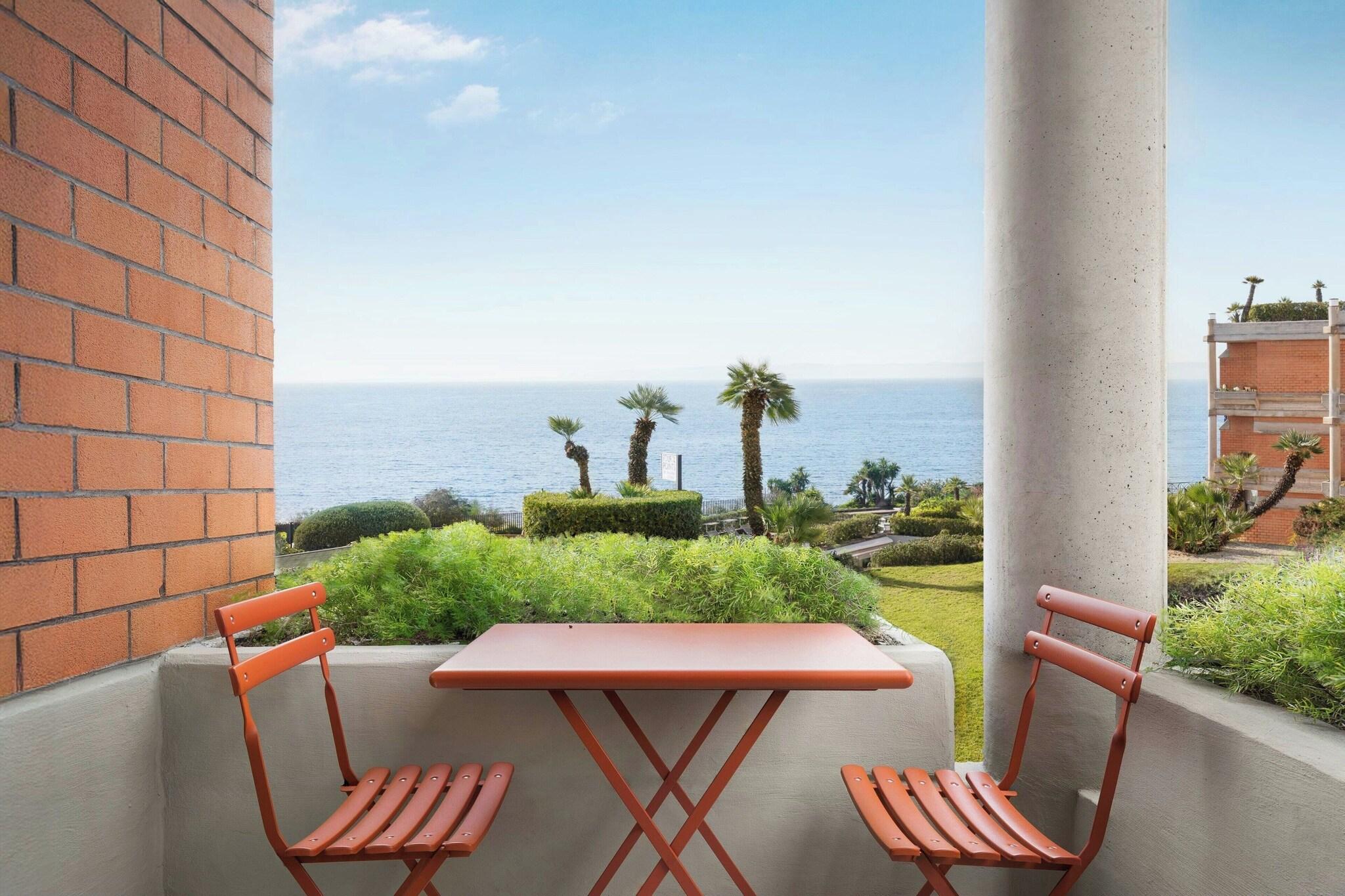 Double Deluxe with Views