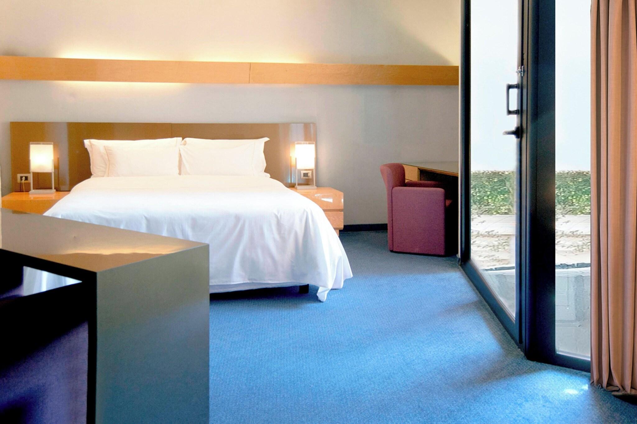 Double Superior King Bed