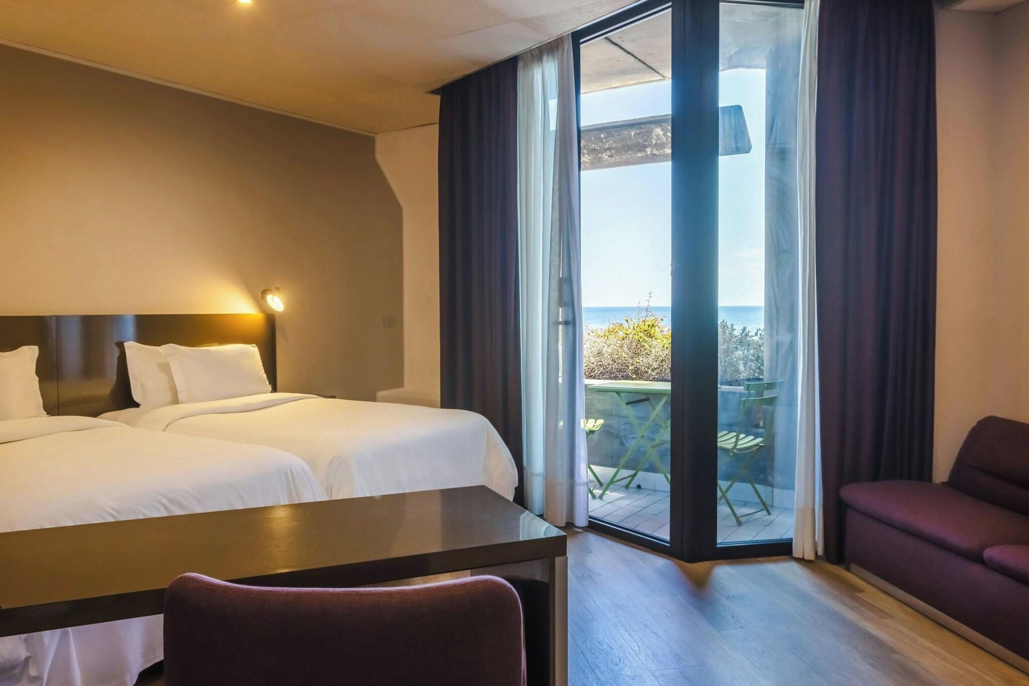 Double Deluxe Sea View